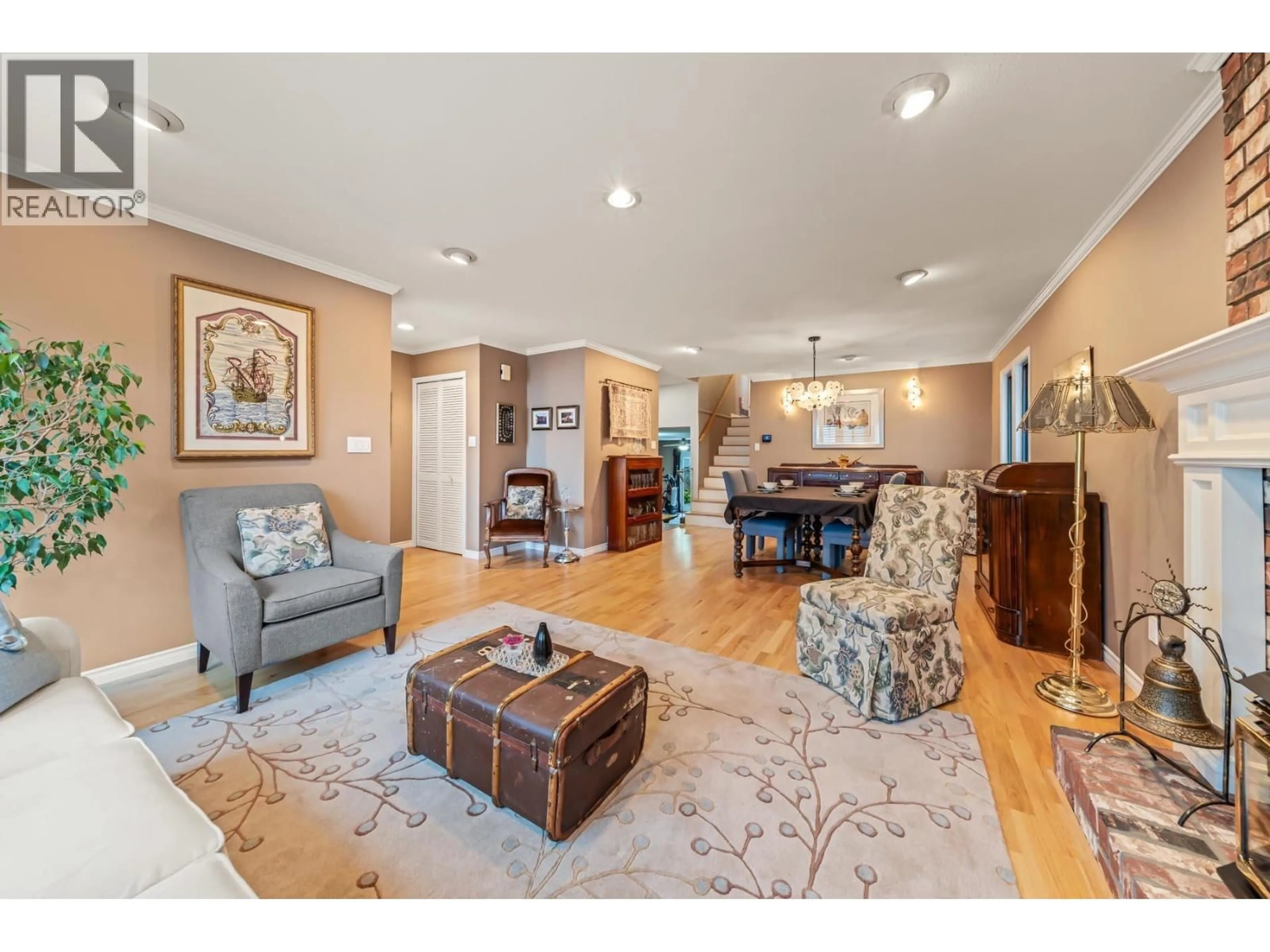 Living room with furniture, unknown for 3162 OXFORD STREET, Port Coquitlam British Columbia V3B4C5