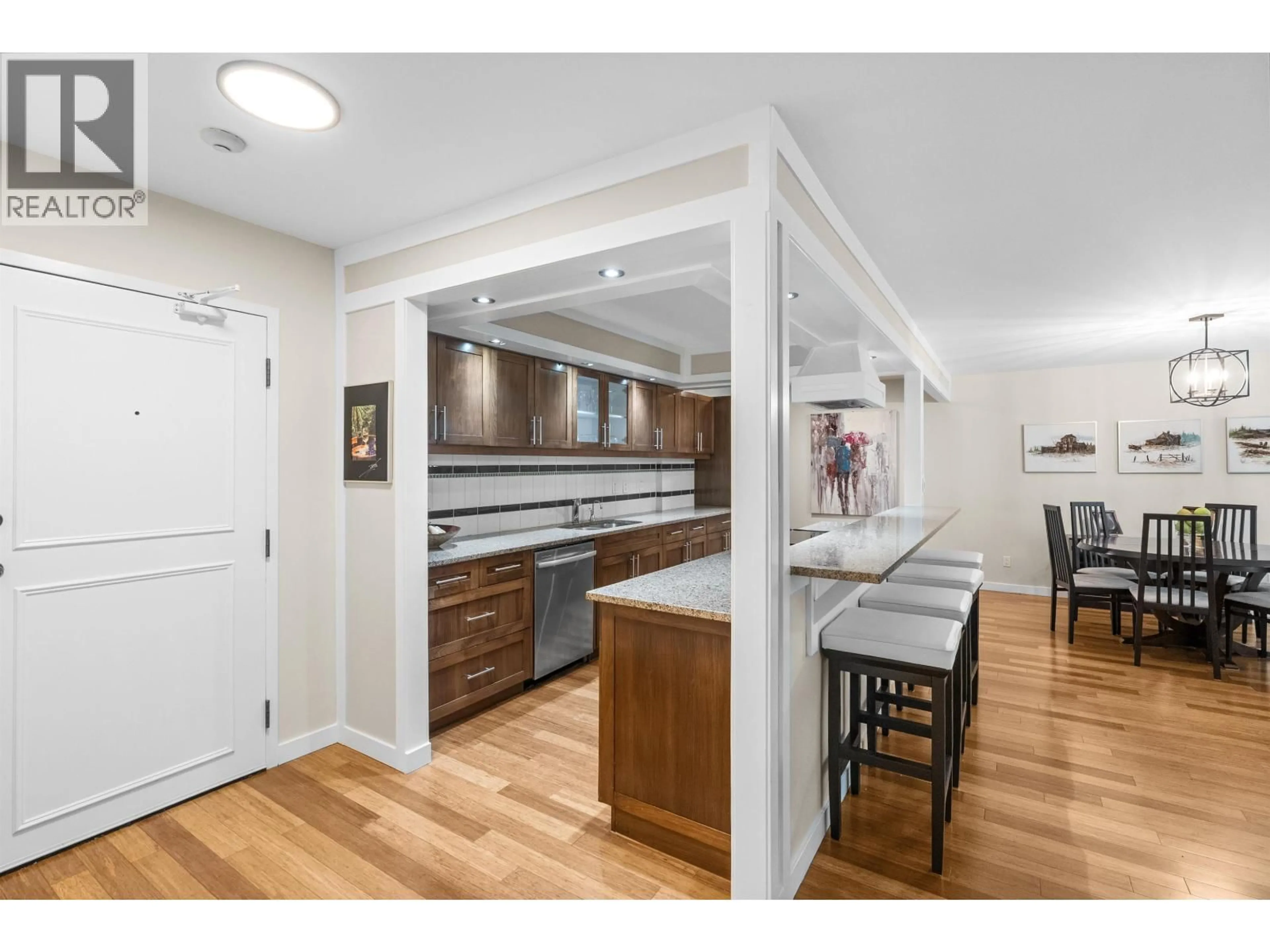 Open concept kitchen, wood/laminate floor for 304 - 1350 VIEW CRESCENT, Delta British Columbia V4L2K3