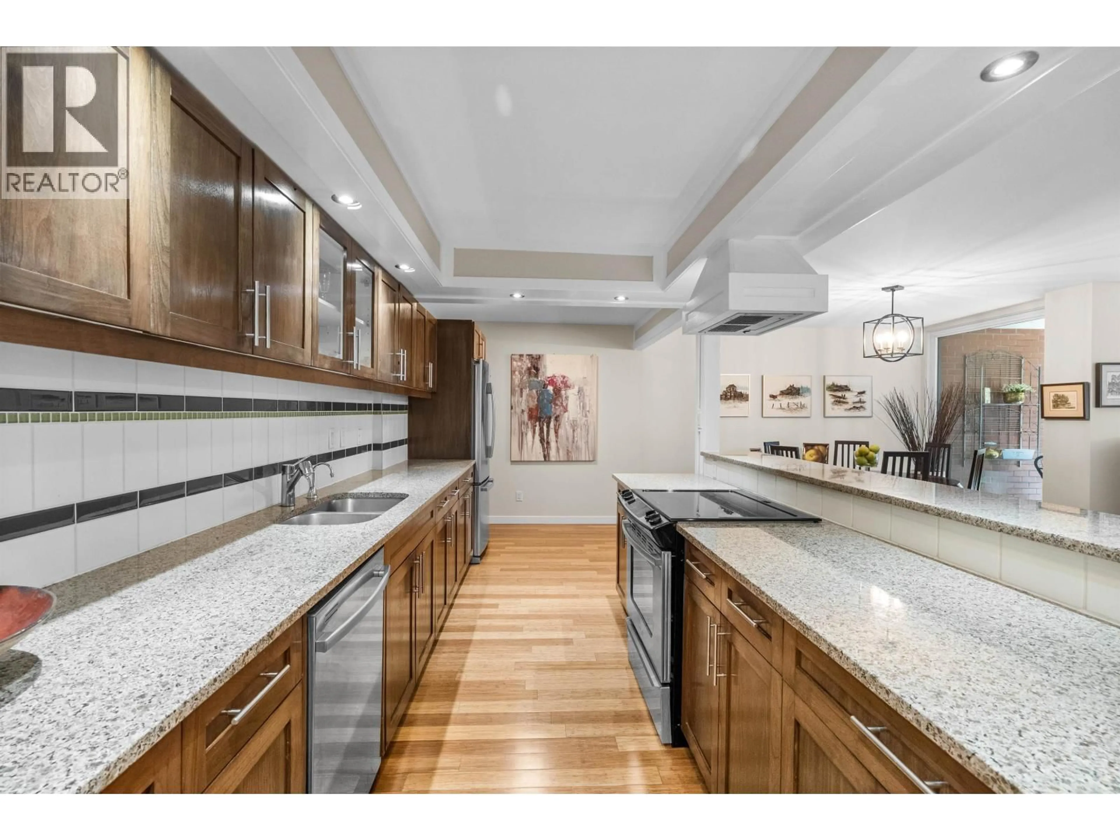 Open concept kitchen, ceramic/tile floor for 304 - 1350 VIEW CRESCENT, Delta British Columbia V4L2K3