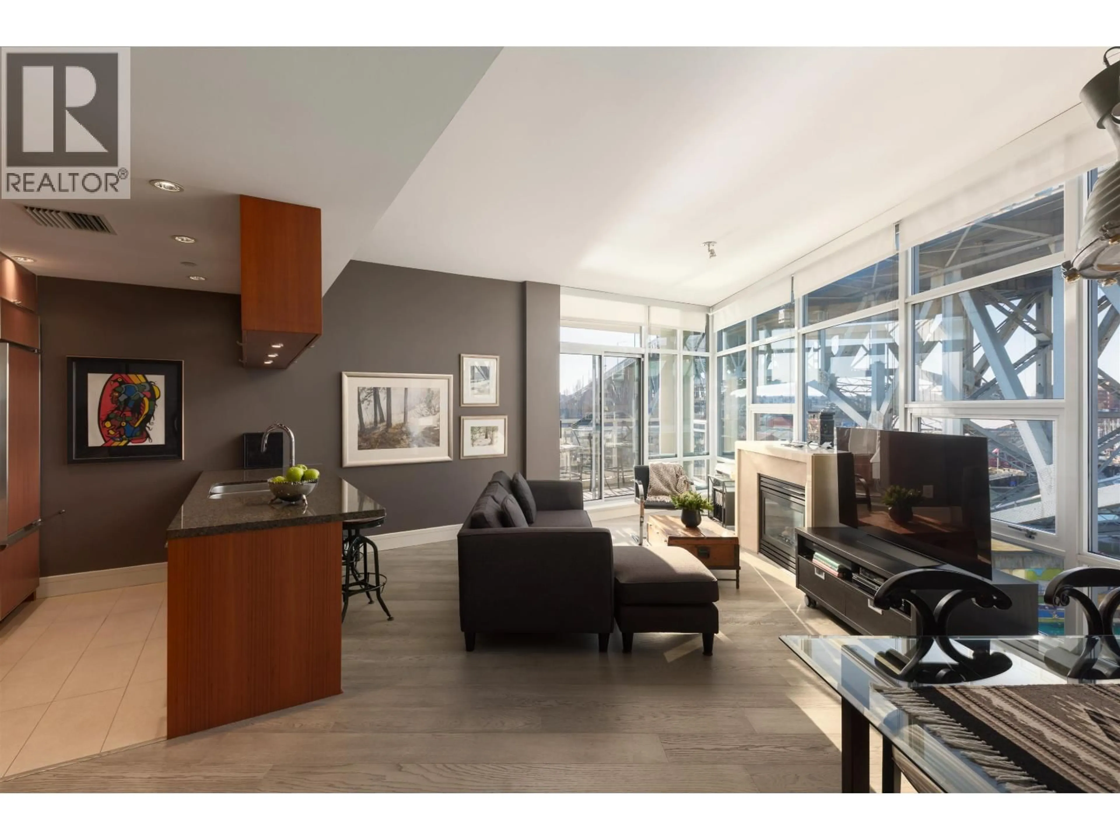 Unknown for 805 - 628 KINGHORNE MEWS, Vancouver British Columbia V6Z3H6