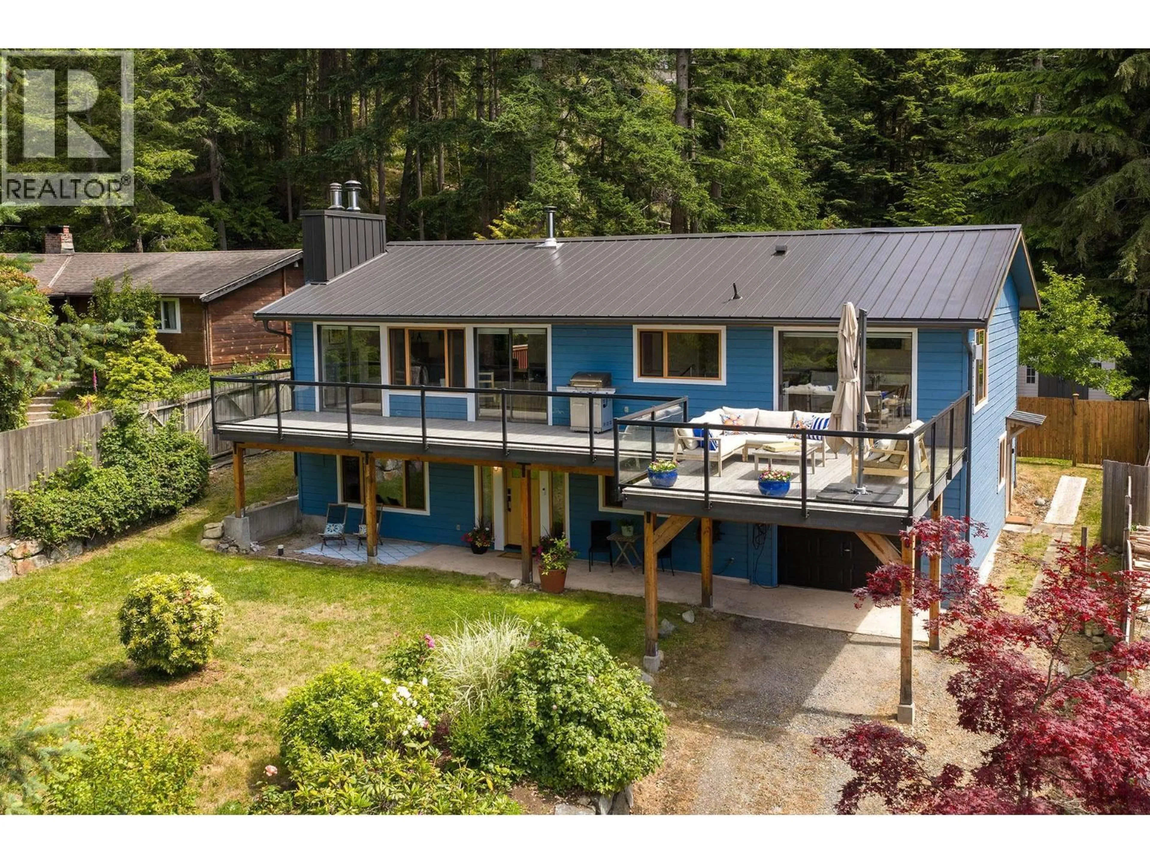 A pic from outside/outdoor area/front of a property/back of a property/a pic from drone, water/lake/river/ocean view for 1569 WHITESAILS DRIVE, Bowen Island British Columbia V0N1G2