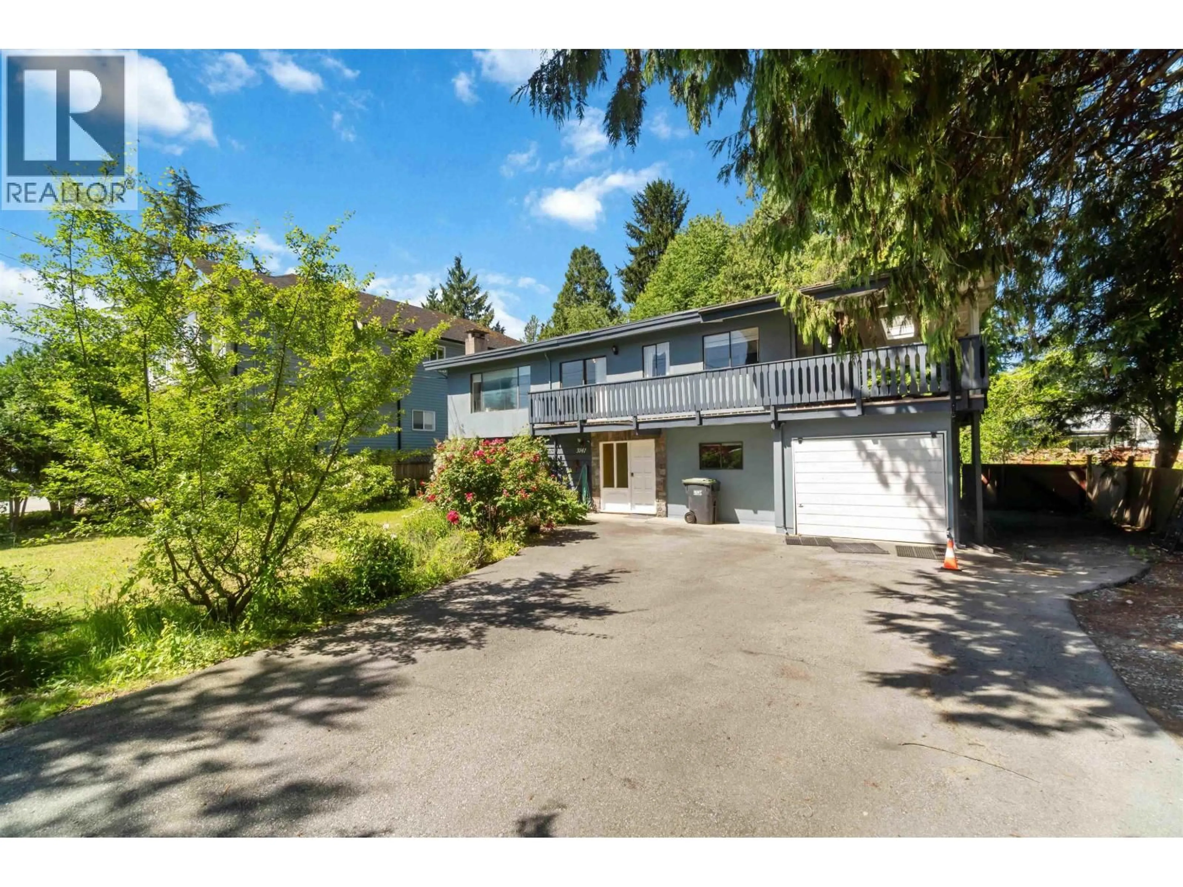 A pic from outside/outdoor area/front of a property/back of a property/a pic from drone, street for 3141 RALEIGH STREET, Port Coquitlam British Columbia V3C3J3