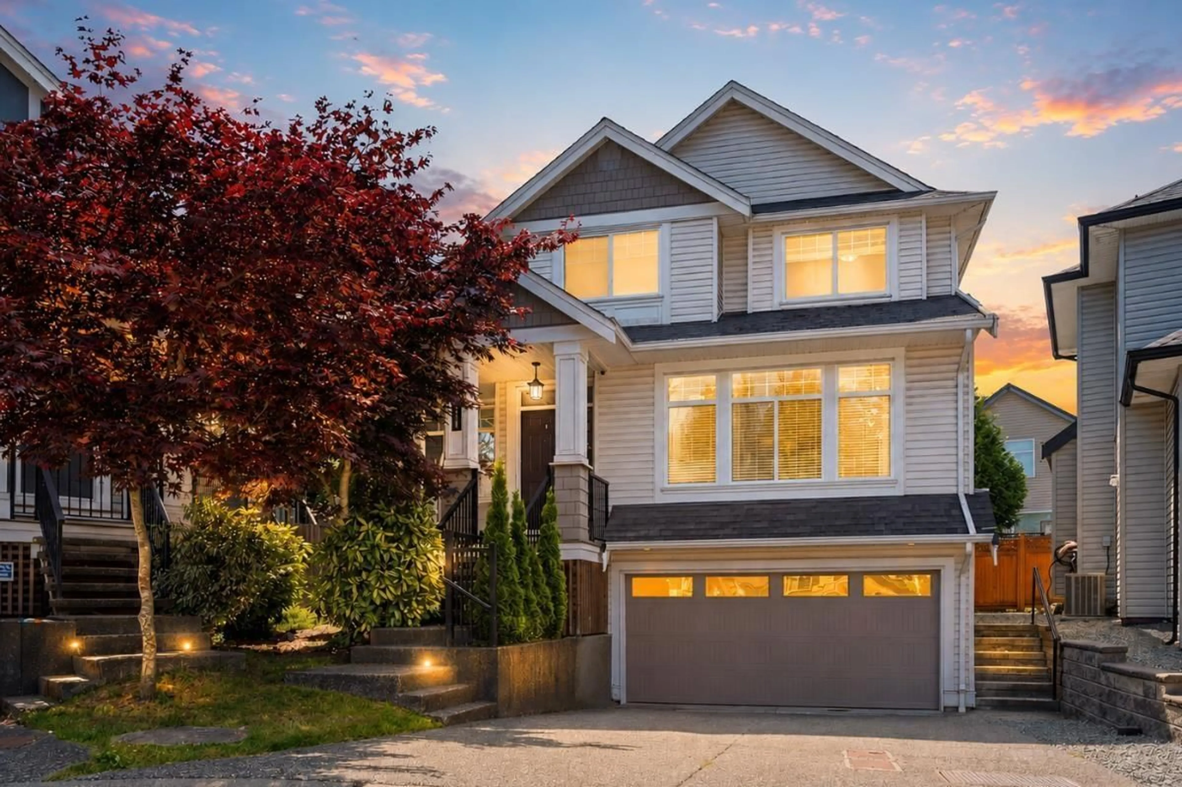 Home with vinyl exterior material, street for 6071 145B STREET, Surrey British Columbia V3S4R6