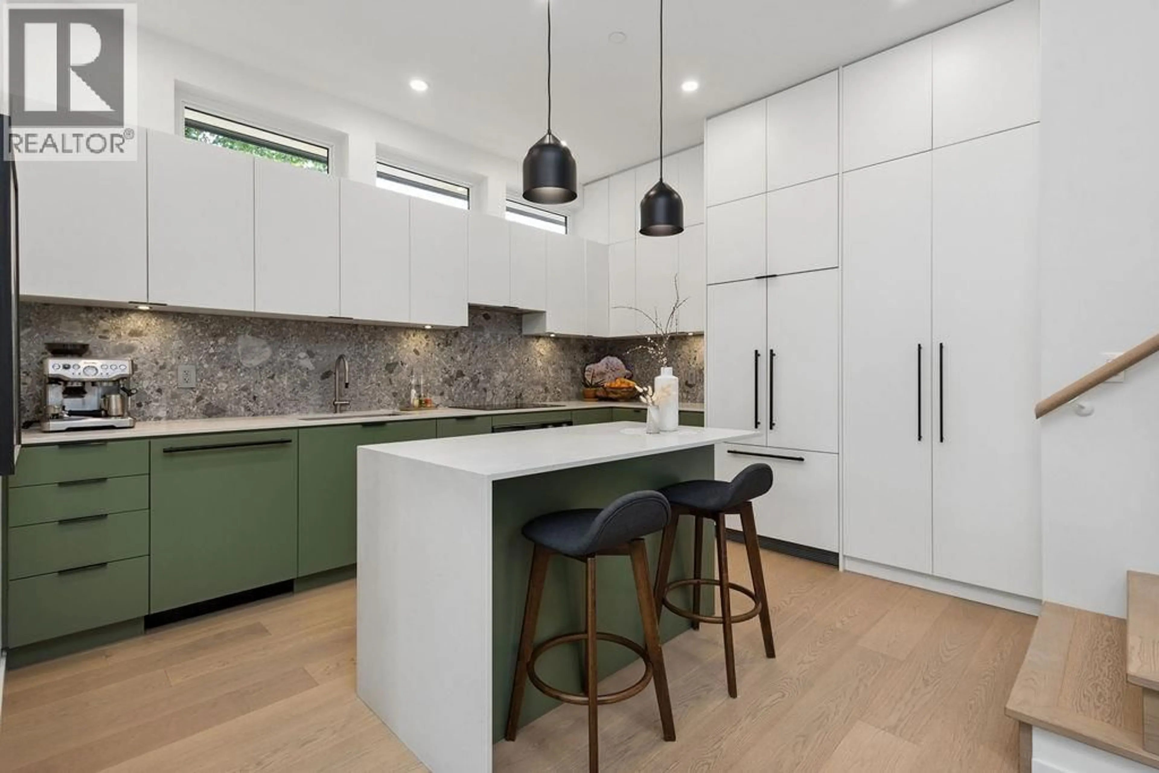 Contemporary kitchen, unknown for 11 19TH AVENUE, Vancouver British Columbia V5V1H8
