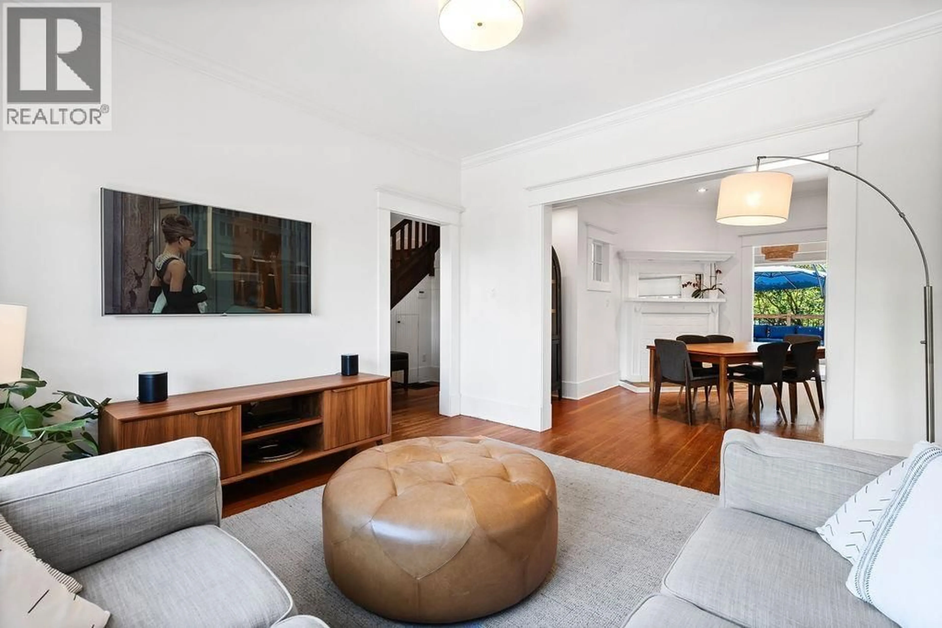 Living room with furniture, unknown for 184 22ND AVENUE, Vancouver British Columbia V5V1T6