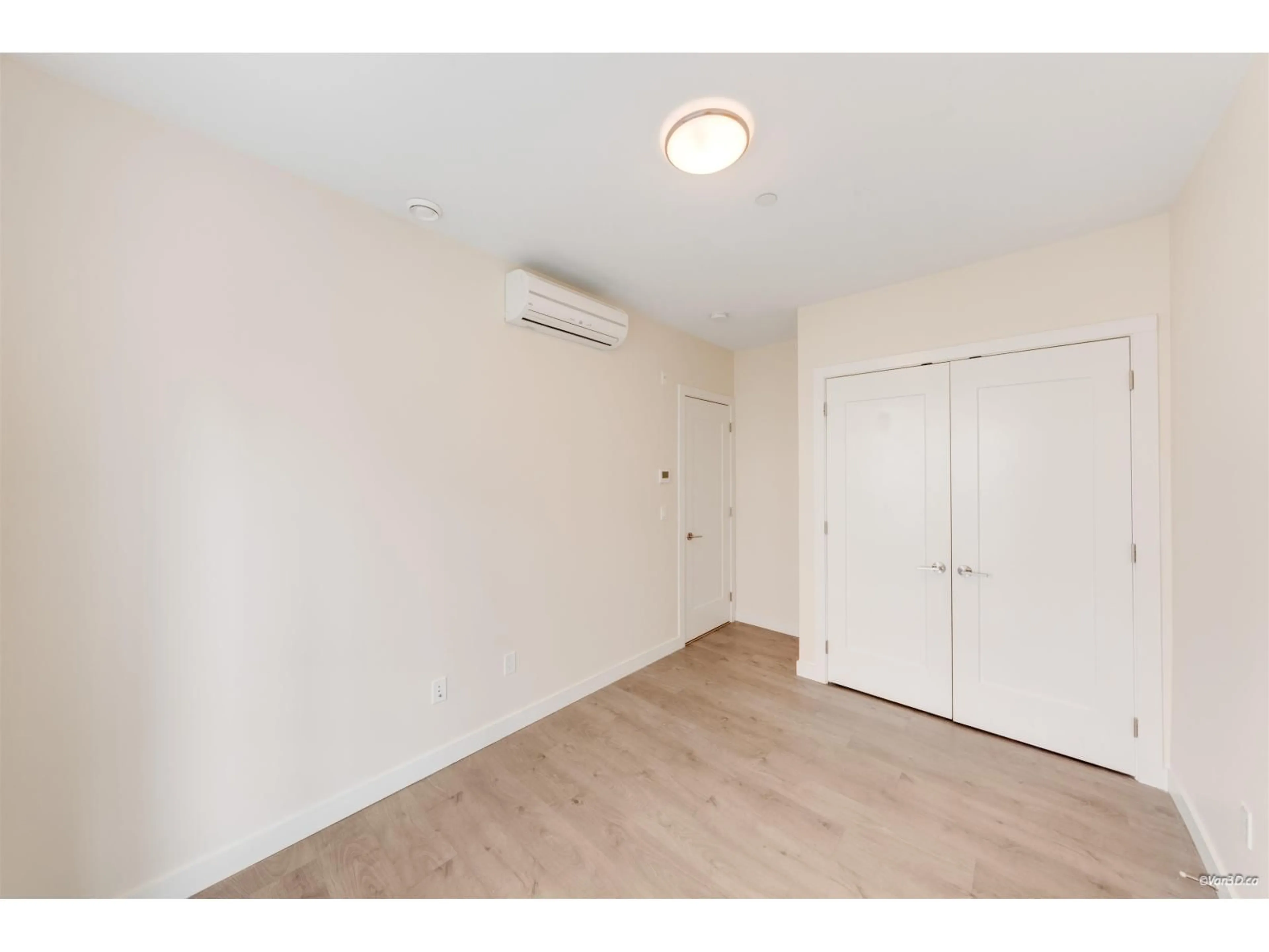 A pic of a room for 102 - 33540 MAYFAIR AVENUE, Abbotsford British Columbia V2S0J3