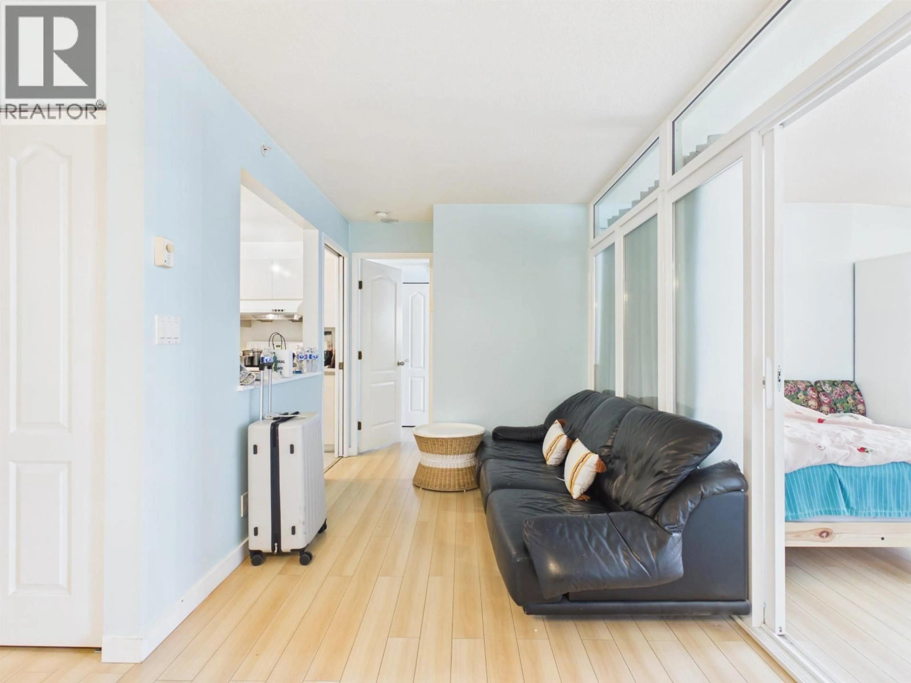 Living room with furniture, unknown for 602 - 7995 WESTMINSTER HIGHWAY, Richmond British Columbia V6Y3Y5