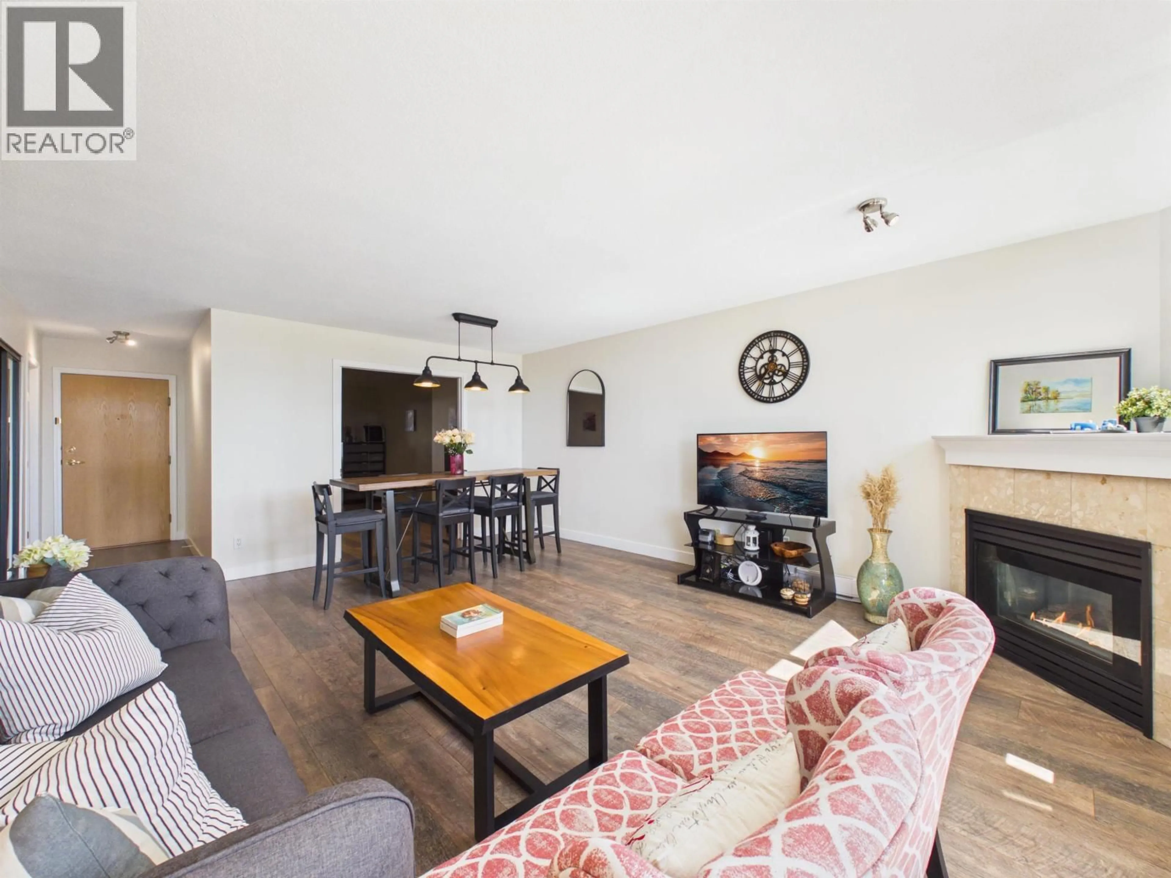 Living room with furniture, wood/laminate floor for 902 - 7108 EDMONDS STREET, Burnaby British Columbia V3N4X9
