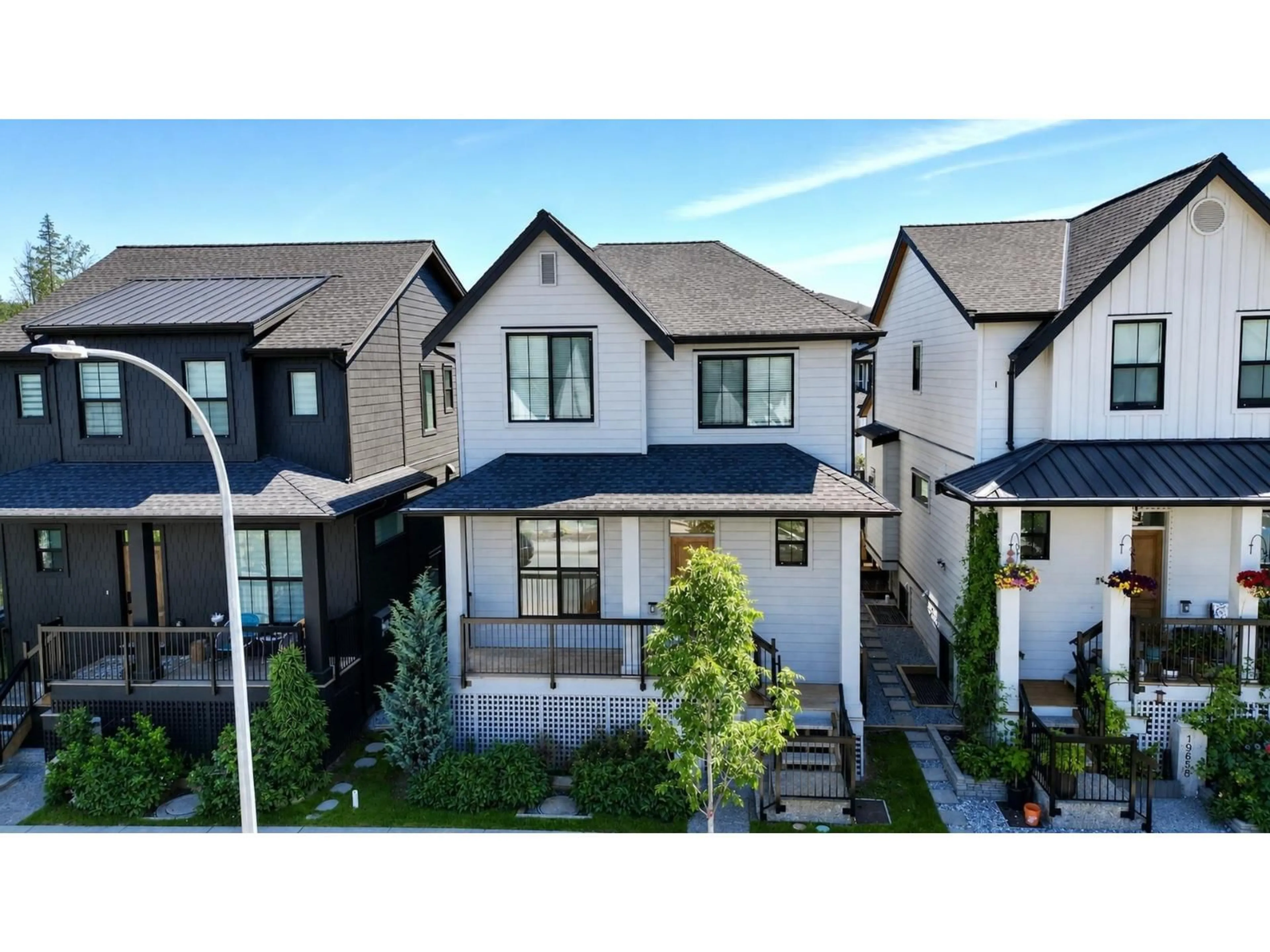 Unknown for 19664 76A AVENUE, Langley British Columbia V2Y3V3