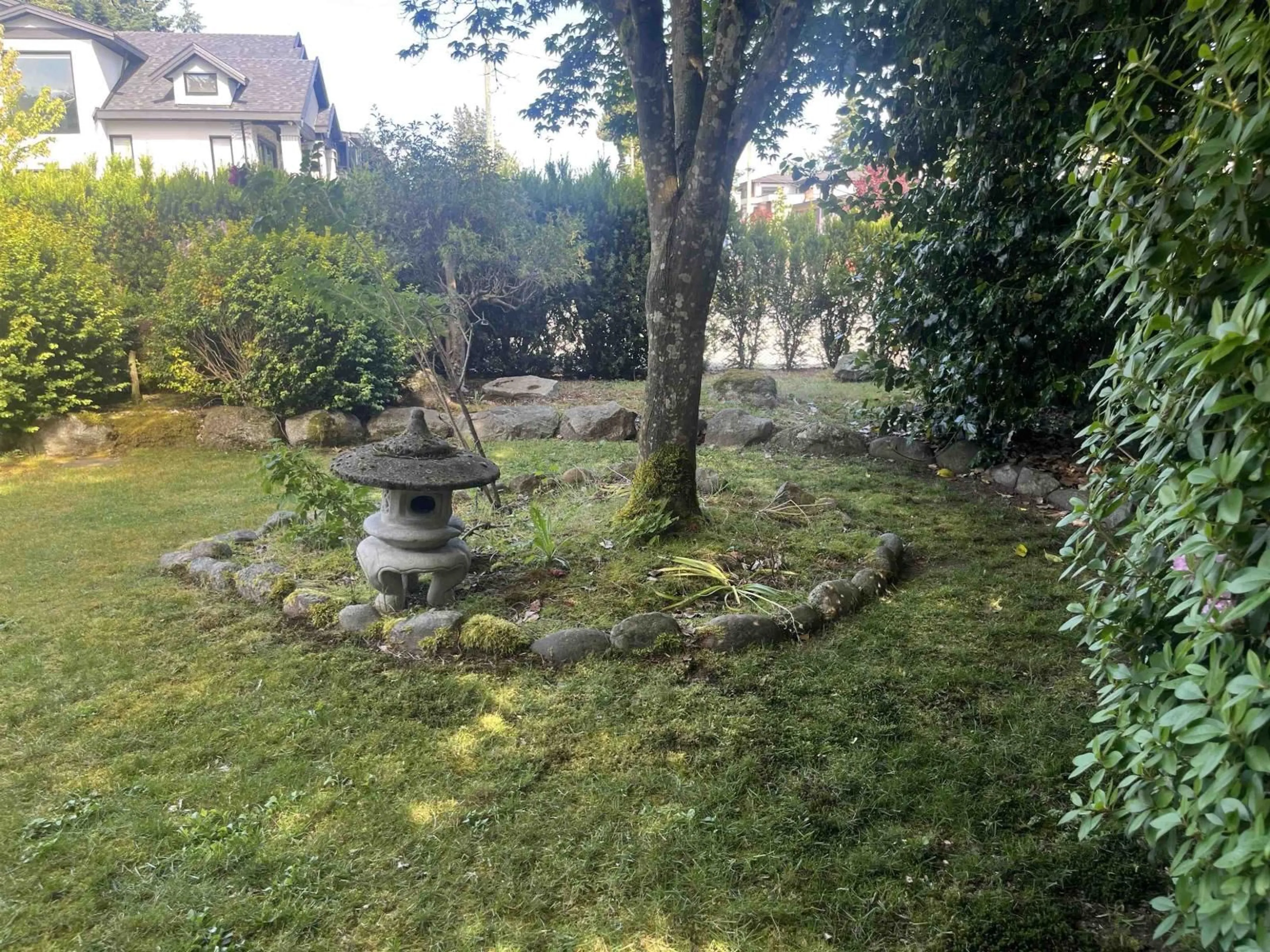Patio, unknown for 7319 116A STREET, Delta British Columbia V4C5X4