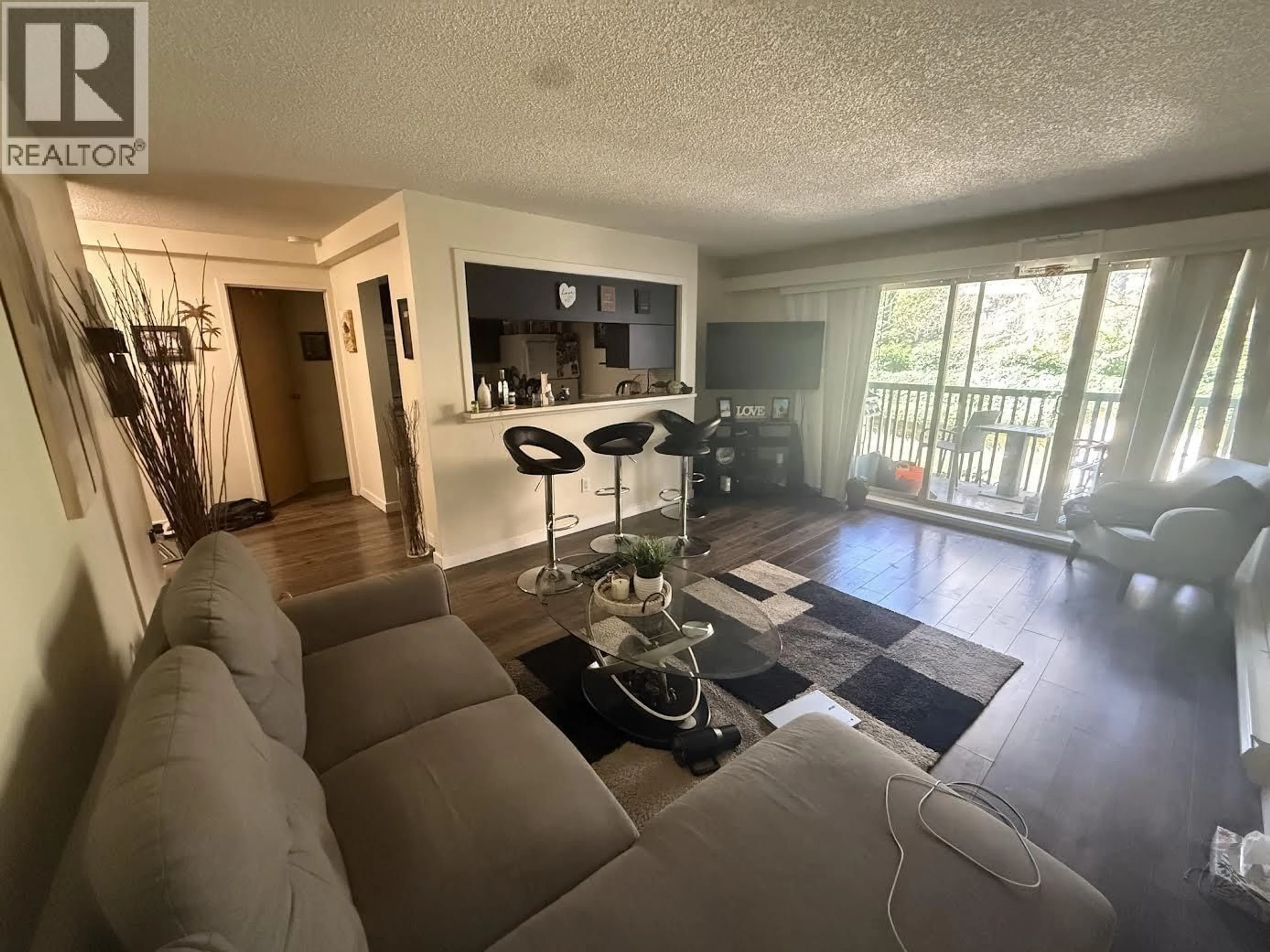 A pic of a room for 310 - 9867 MANCHESTER DRIVE, Burnaby British Columbia V3N4P6
