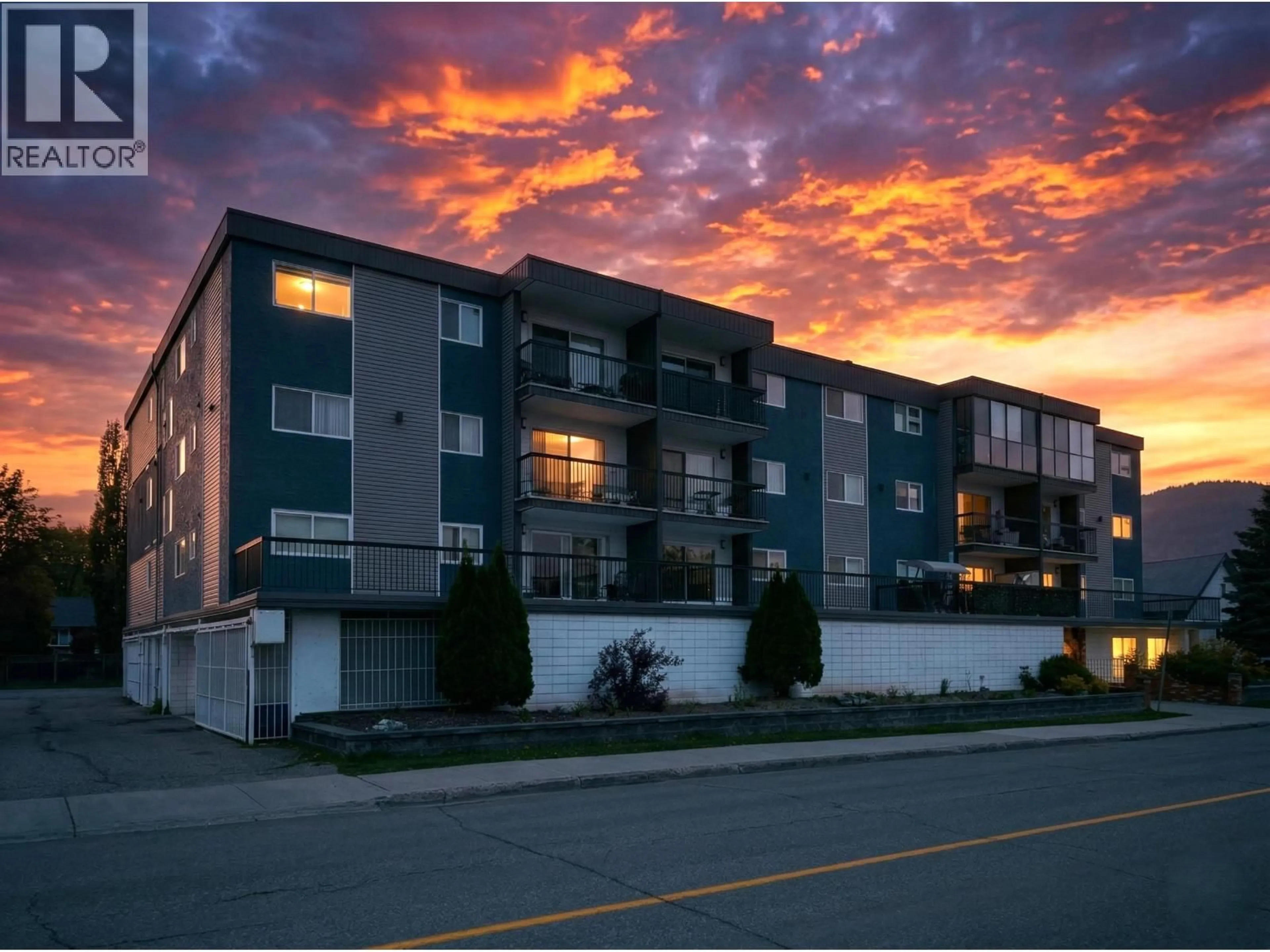 Unknown for 104 - 1654 10TH AVENUE, Prince George British Columbia V2L3S4