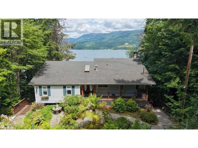 5810 MARINE WAY, Sechelt 3