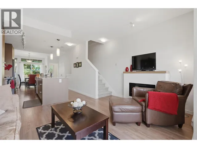 5906 BEACHGATE LANE, Sechelt 4