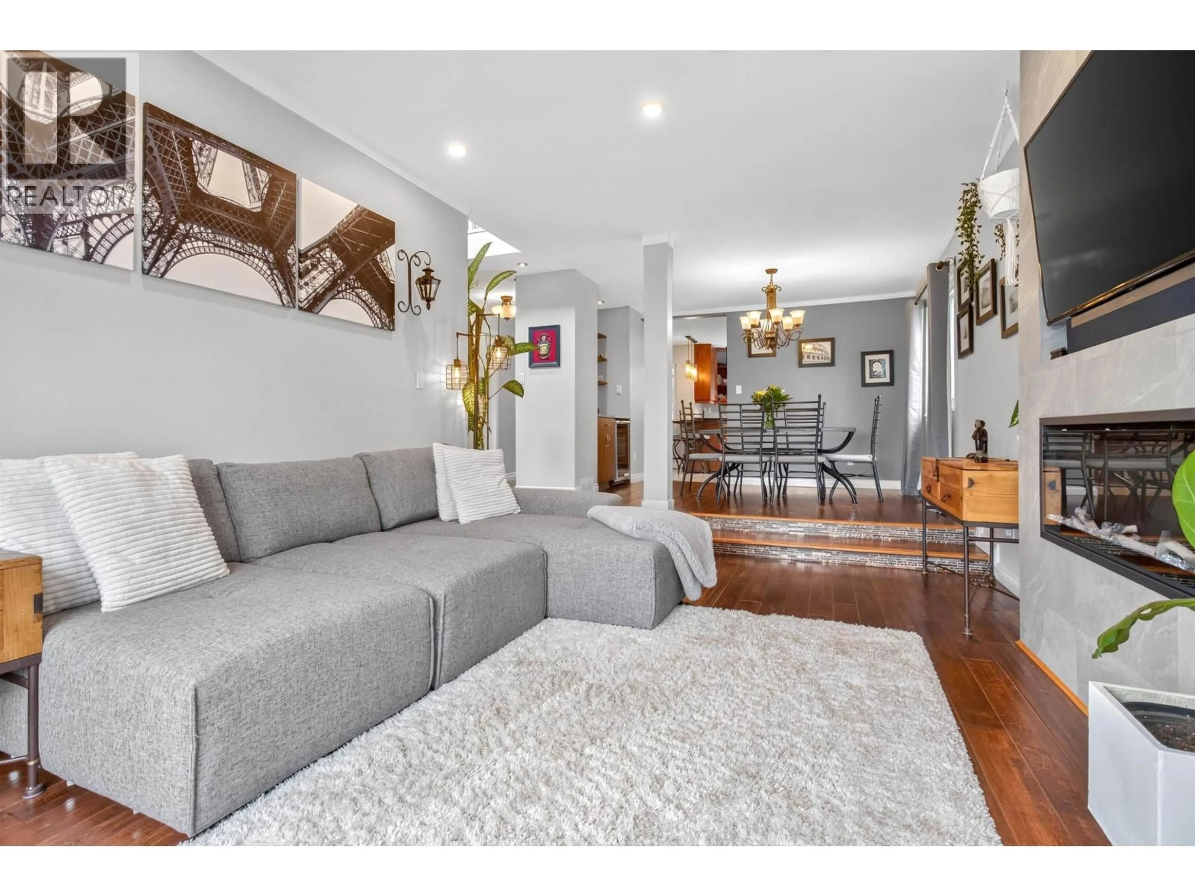 Living room with furniture, unknown for 1167 CASTLE CRESCENT, Port Coquitlam British Columbia V3C5E3