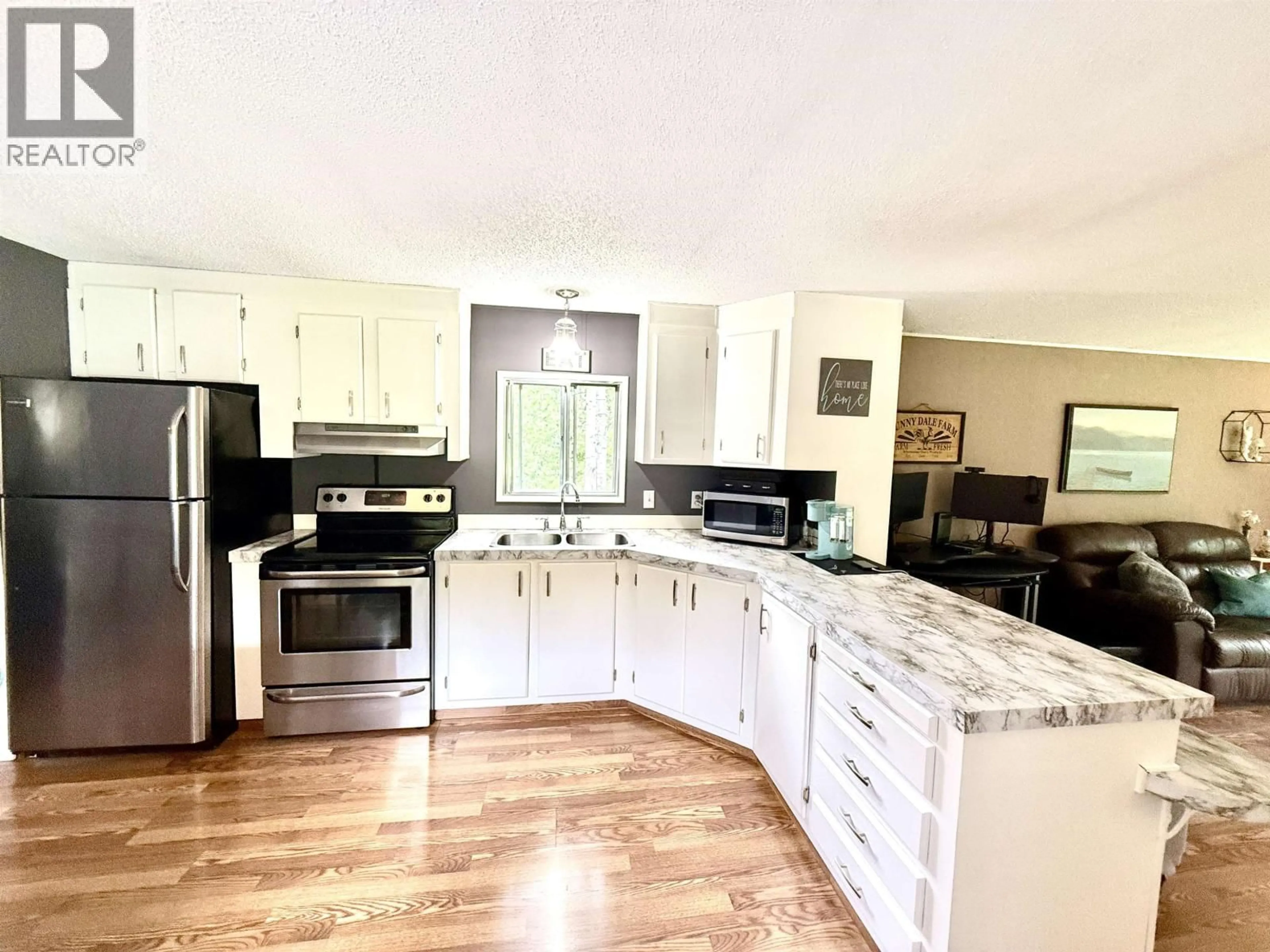 Open concept kitchen, unknown for 2136 EVASKO ROAD, Prince George British Columbia V2N6T7