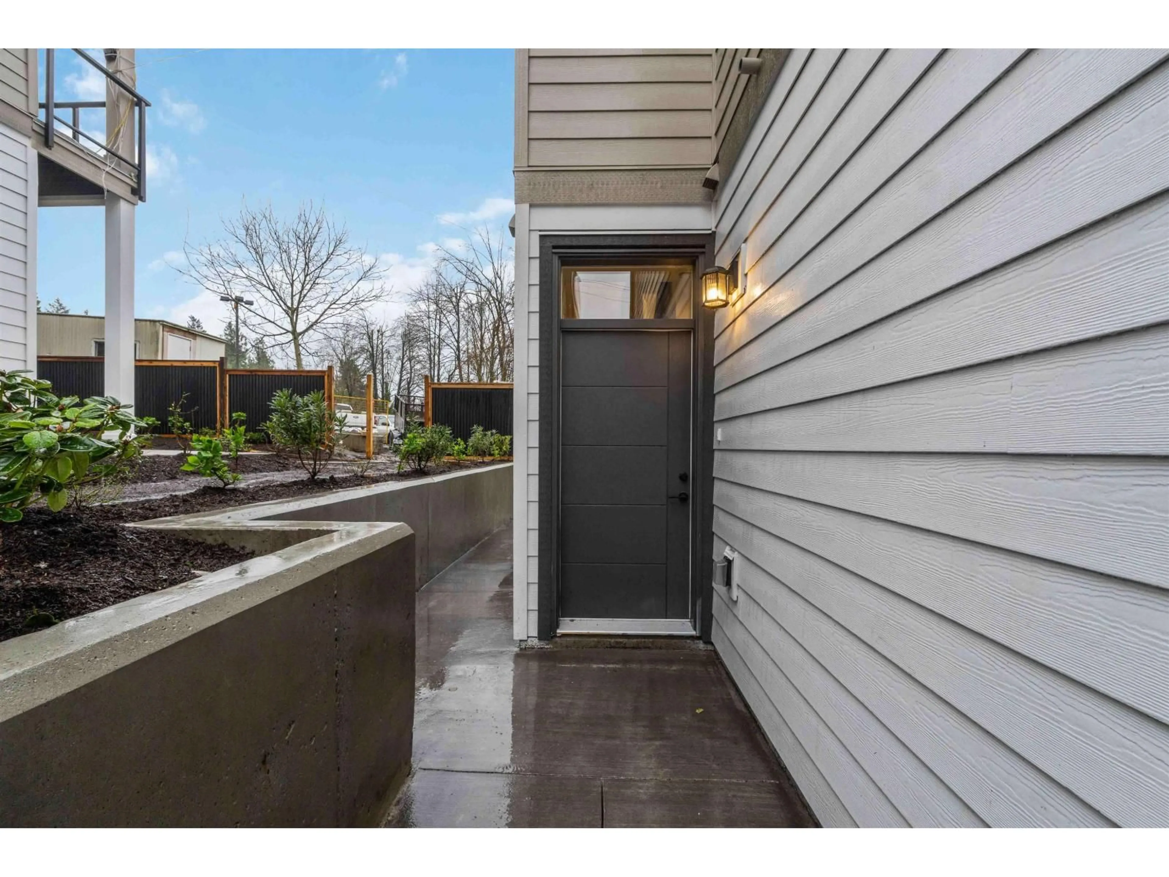 Unknown for 112 - 34588 MARSHALL ROAD, Abbotsford British Columbia V2S3N3