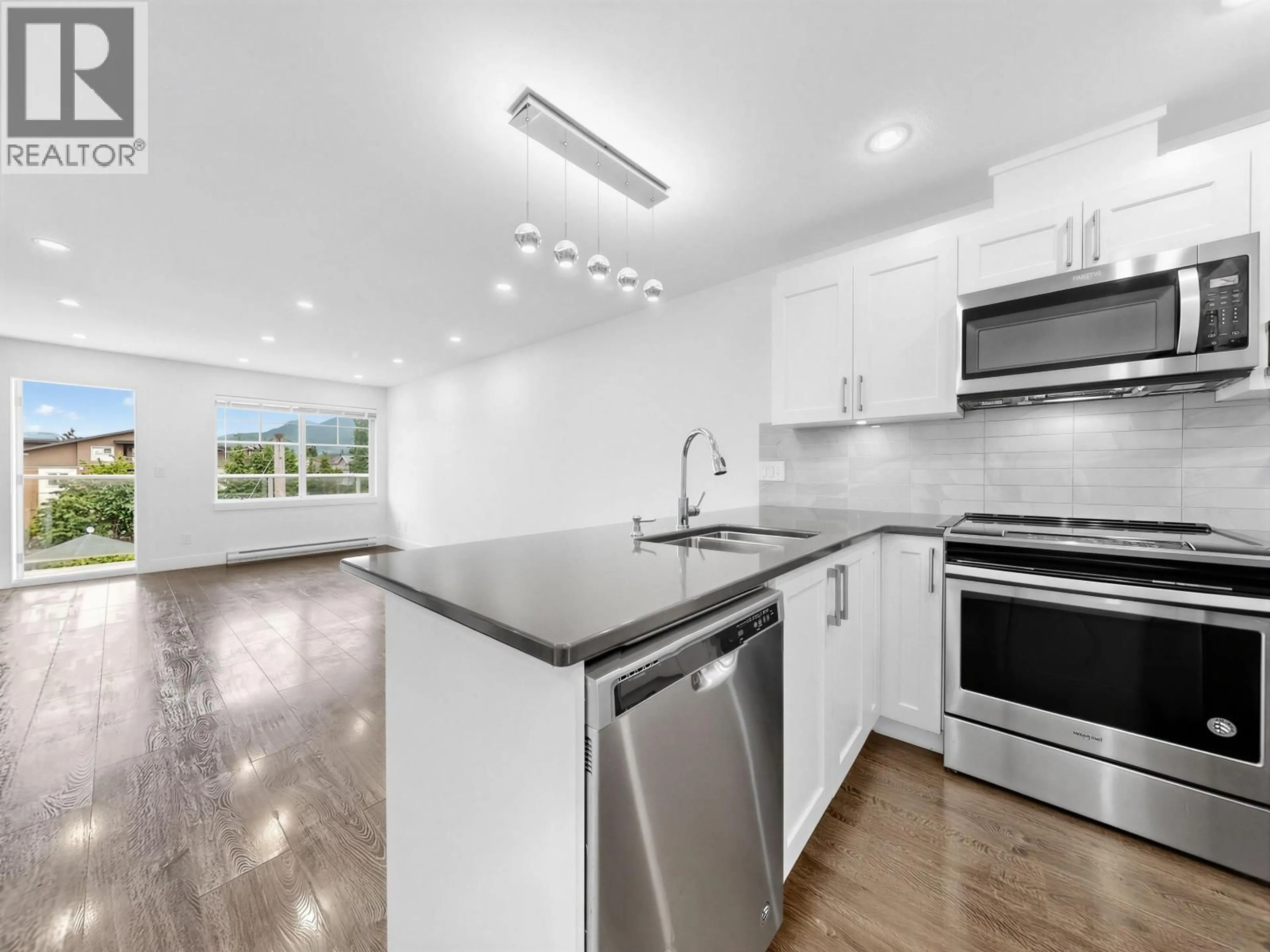 Open concept kitchen, unknown for 401 - 1990 WESTMINSTER AVENUE, Port Coquitlam British Columbia V3B1E8