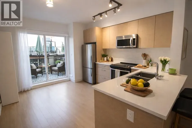 6 - 909 CLARKE ROAD, Port Moody 3