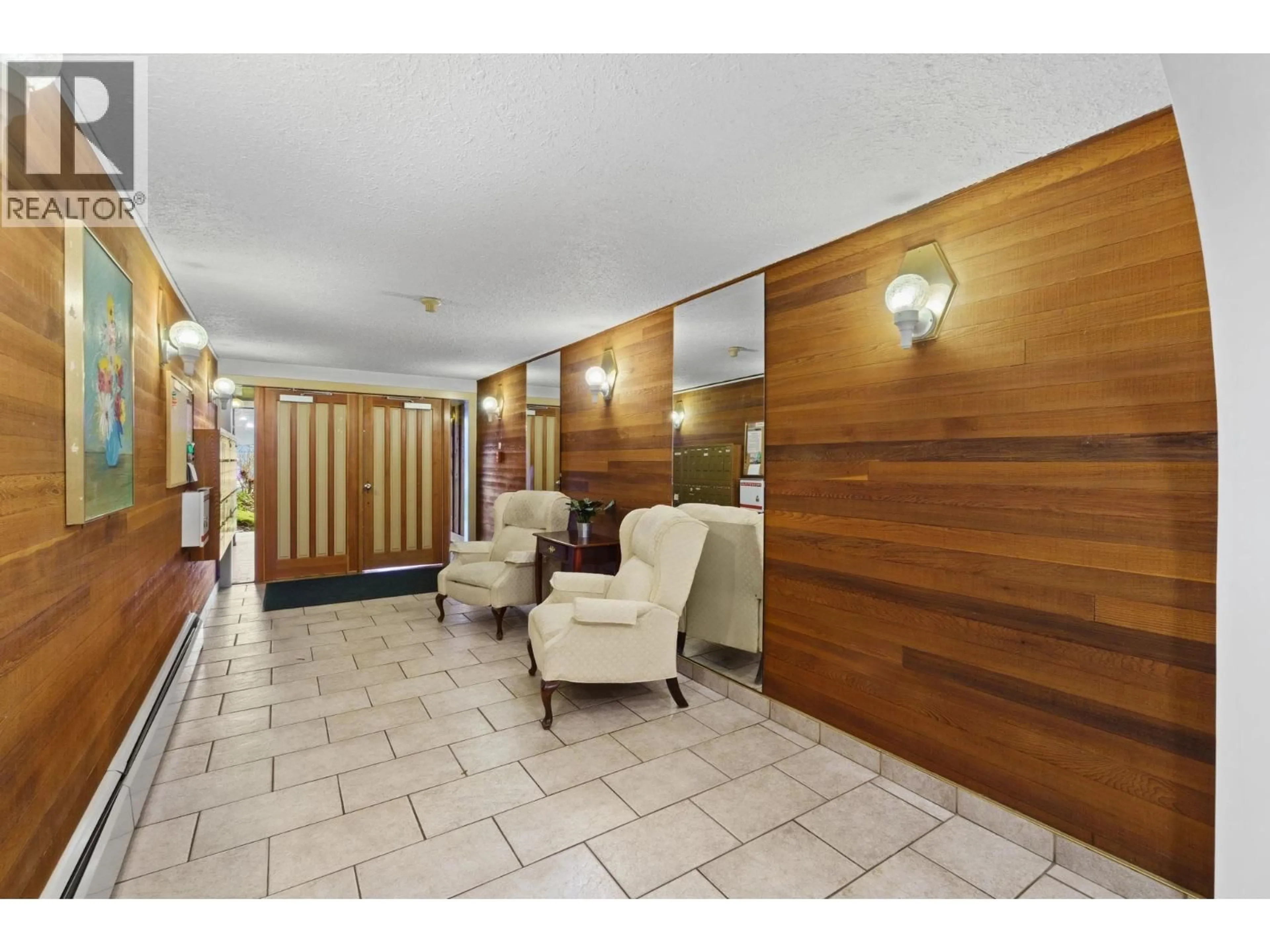 Unknown for 304 - 720 EIGHTH AVENUE, New Westminster British Columbia V3M2R3