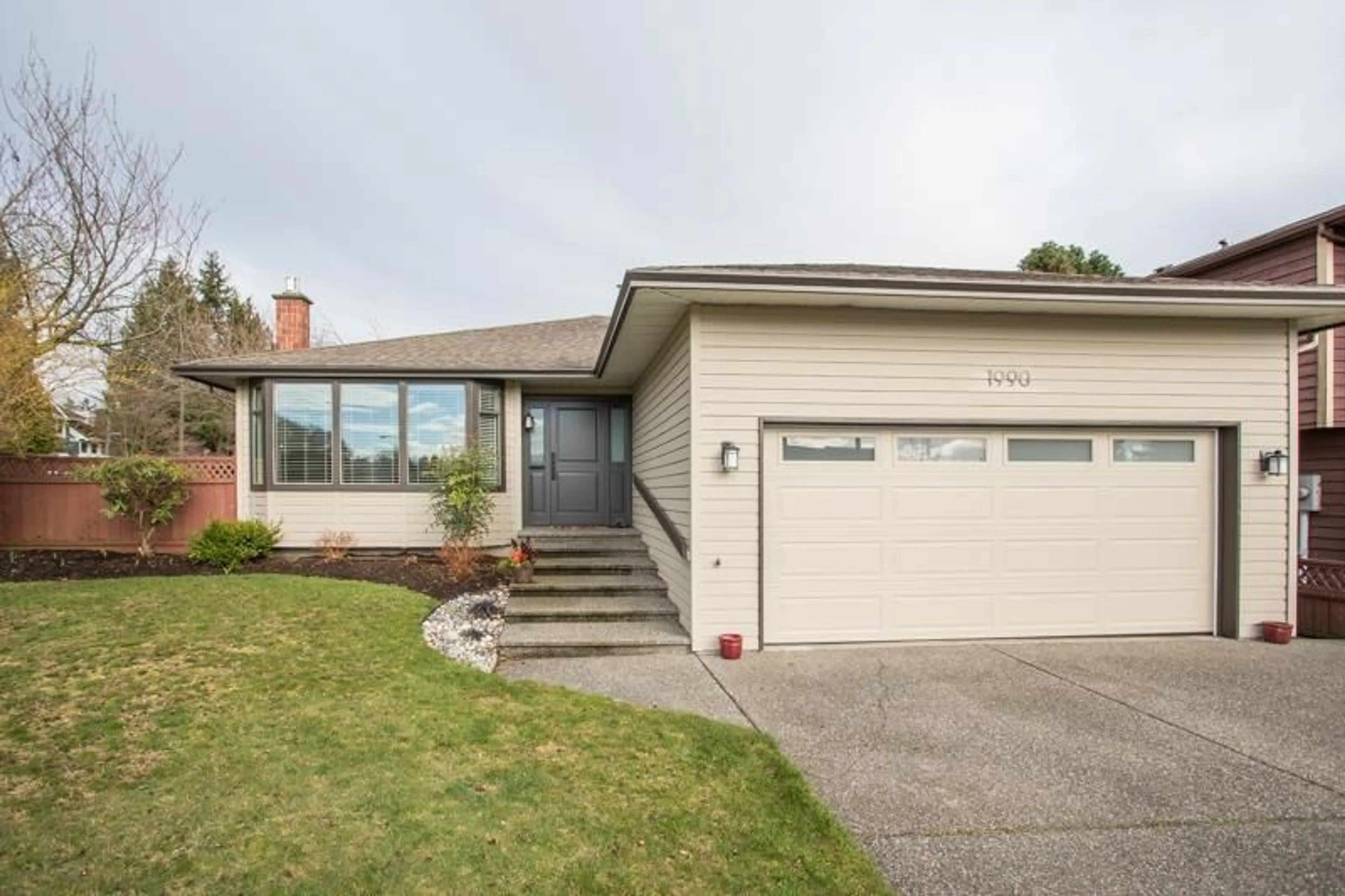 Unknown for 1990 150 STREET, Surrey British Columbia V4A7H8