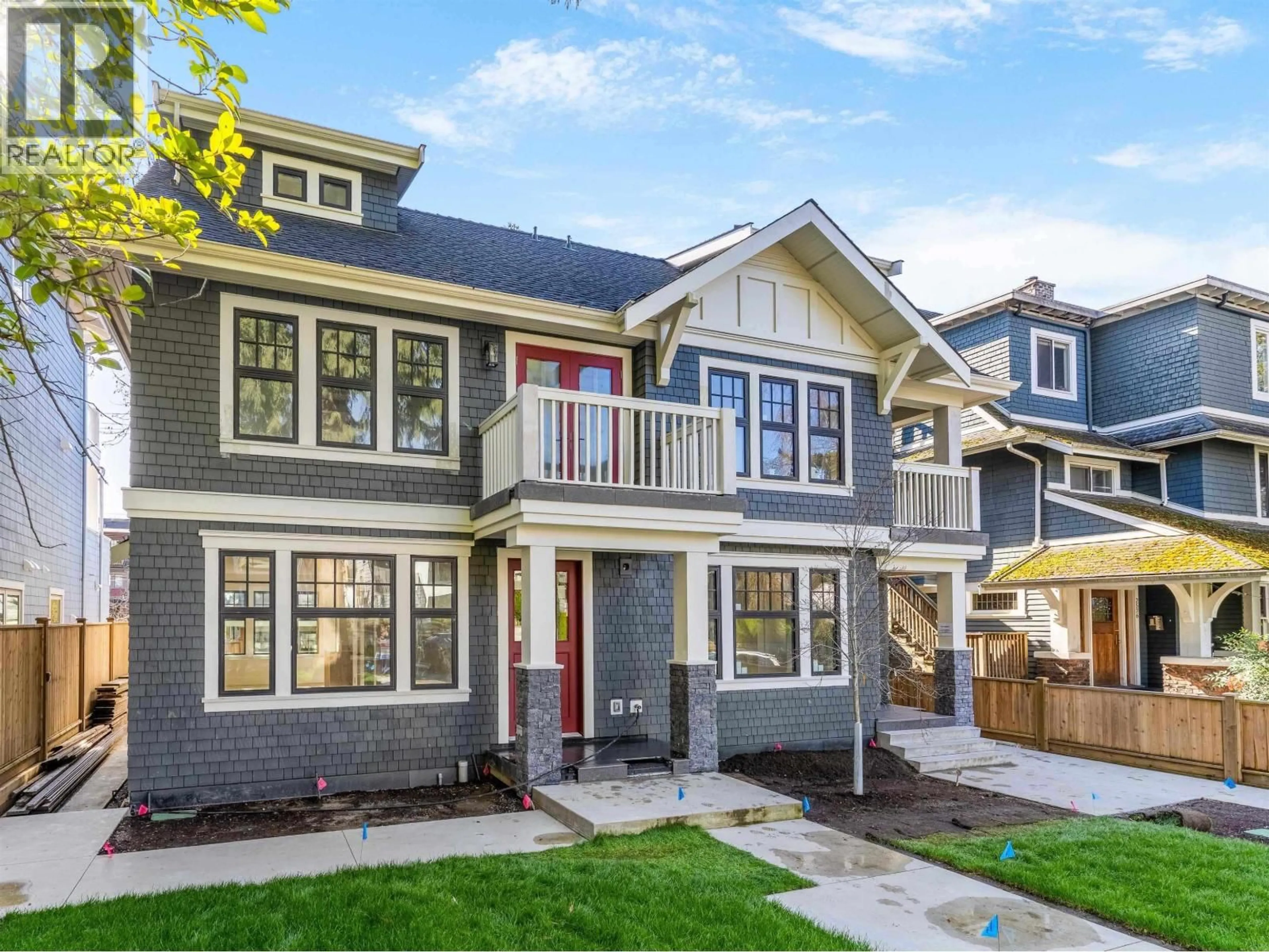 Unknown for 2566 2ND AVENUE, Vancouver British Columbia V6K1J8