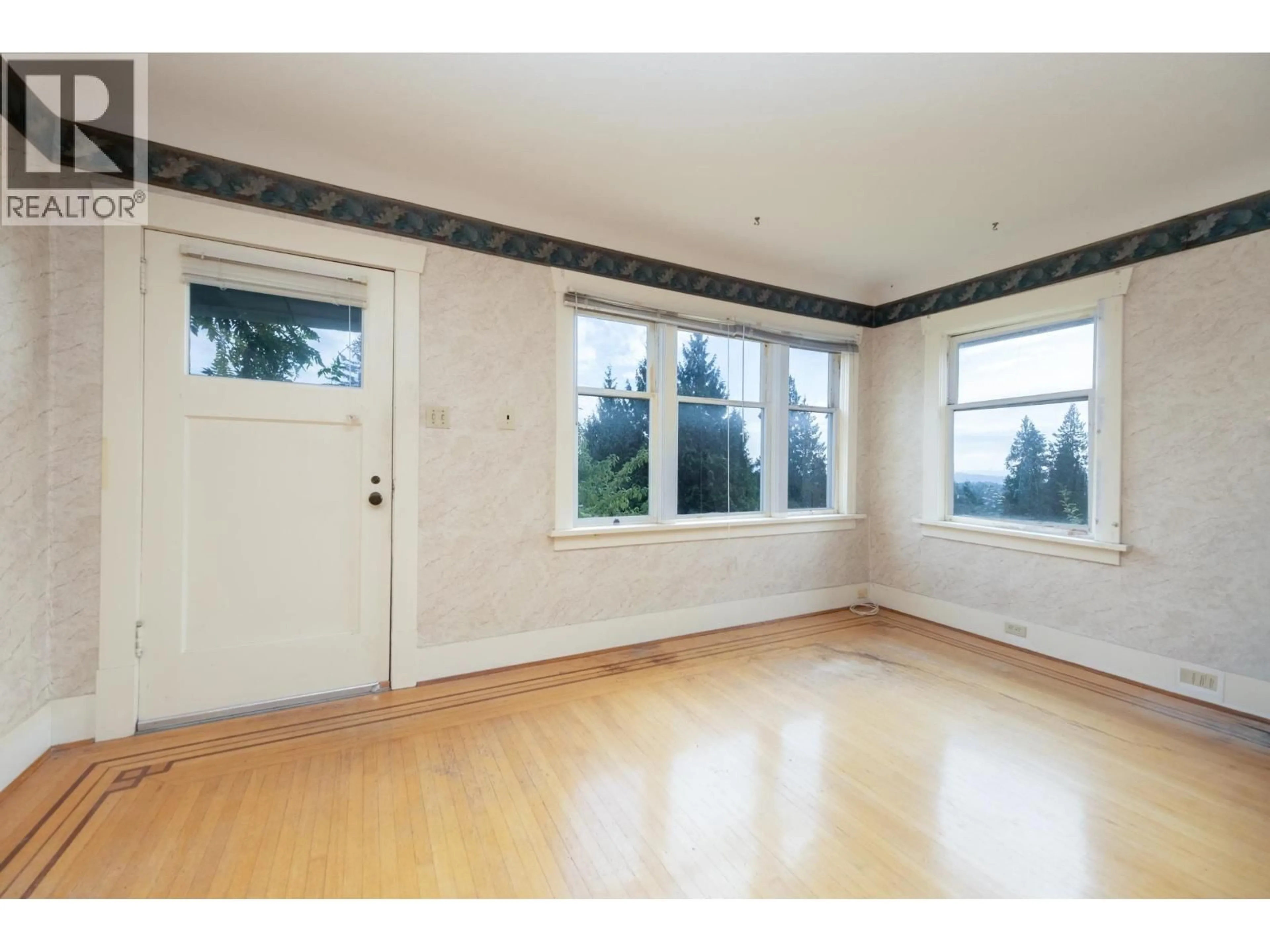 Unknown for 1195 DEMPSEY ROAD, North Vancouver British Columbia V7K1S4