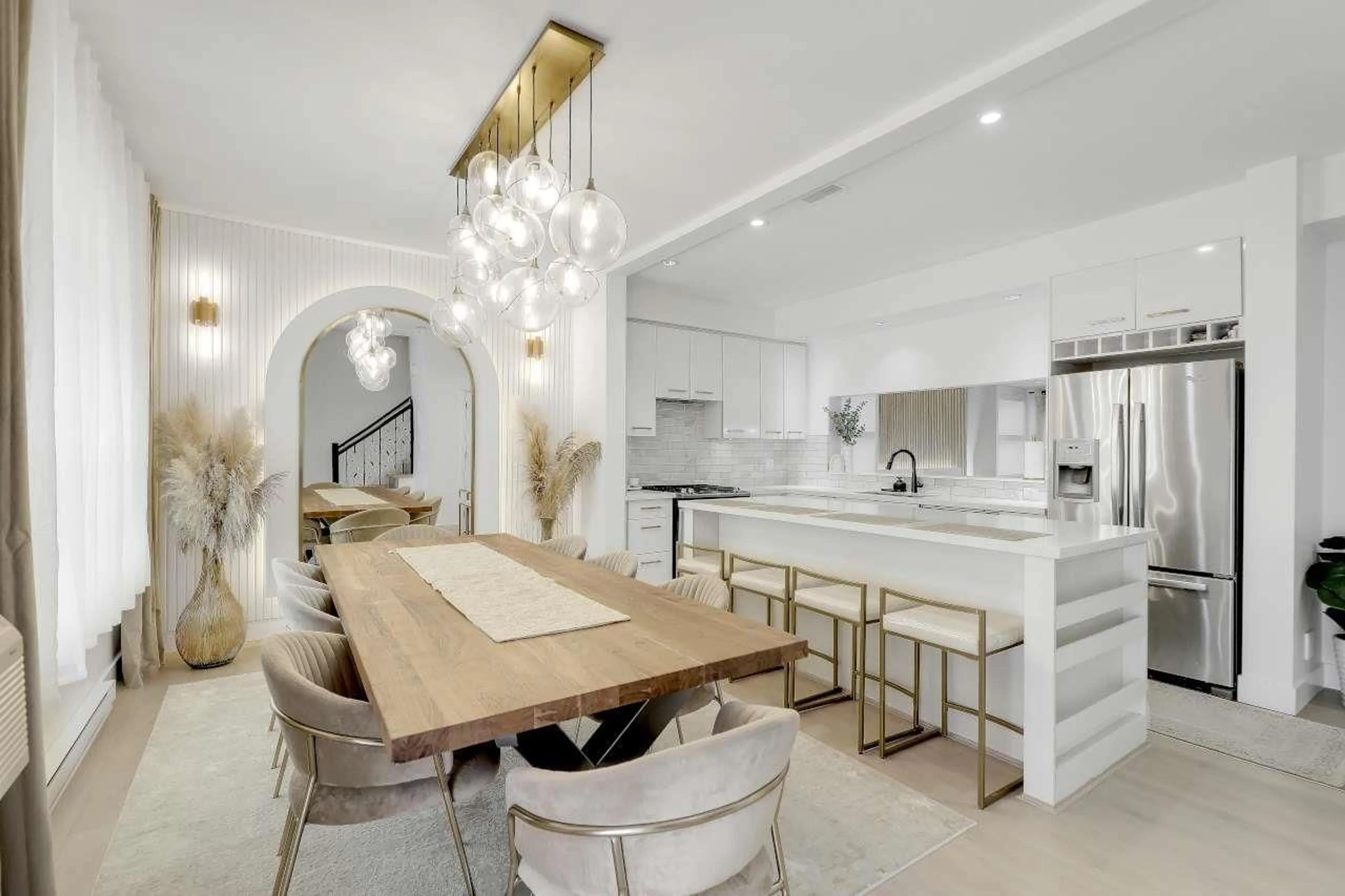 Open concept kitchen, ceramic/tile floor for 56 - 14058 61 AVENUE, Surrey British Columbia V3X0J2