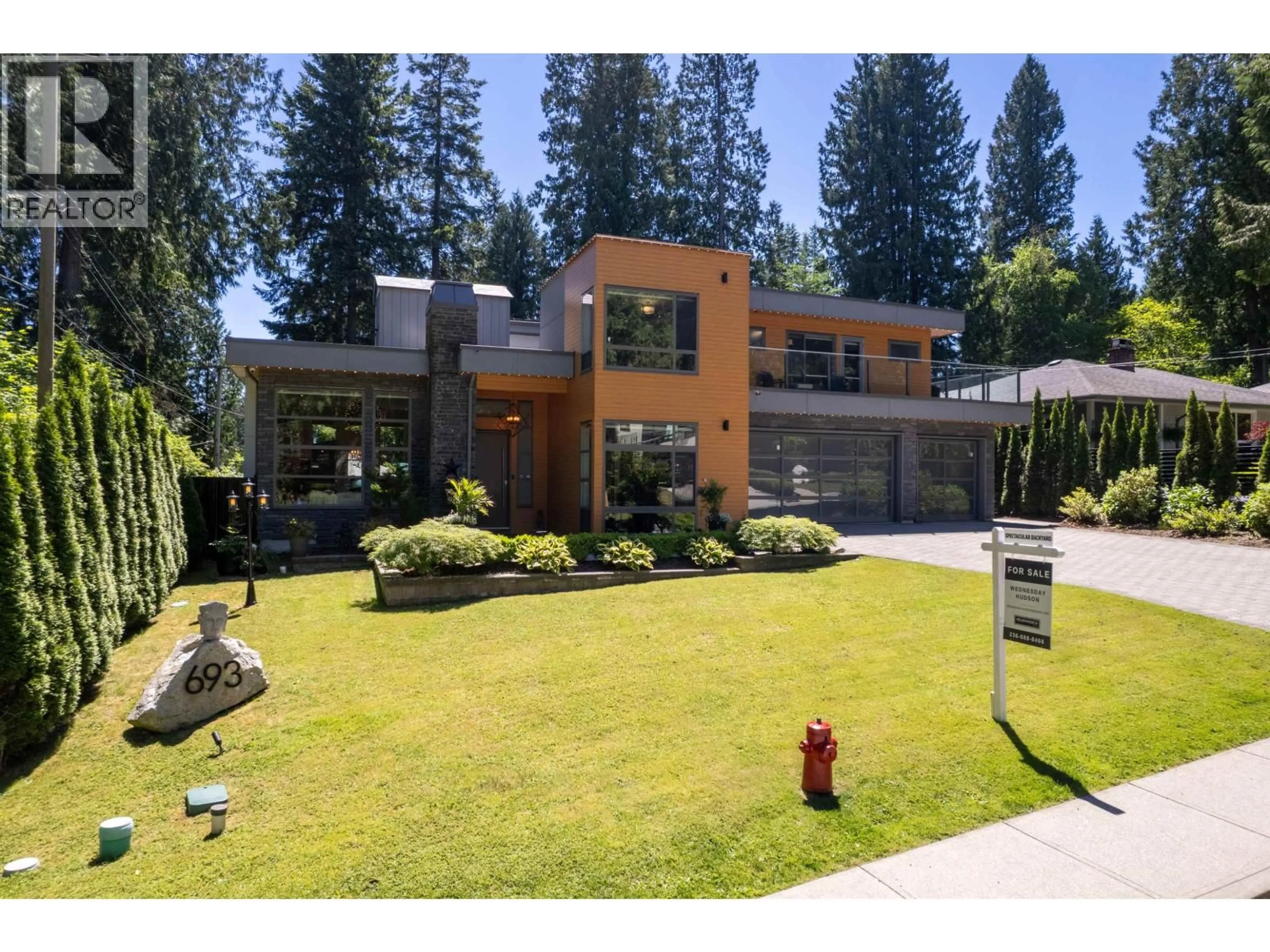 Unknown for 693 OSBORNE ROAD, North Vancouver British Columbia V7N1M8