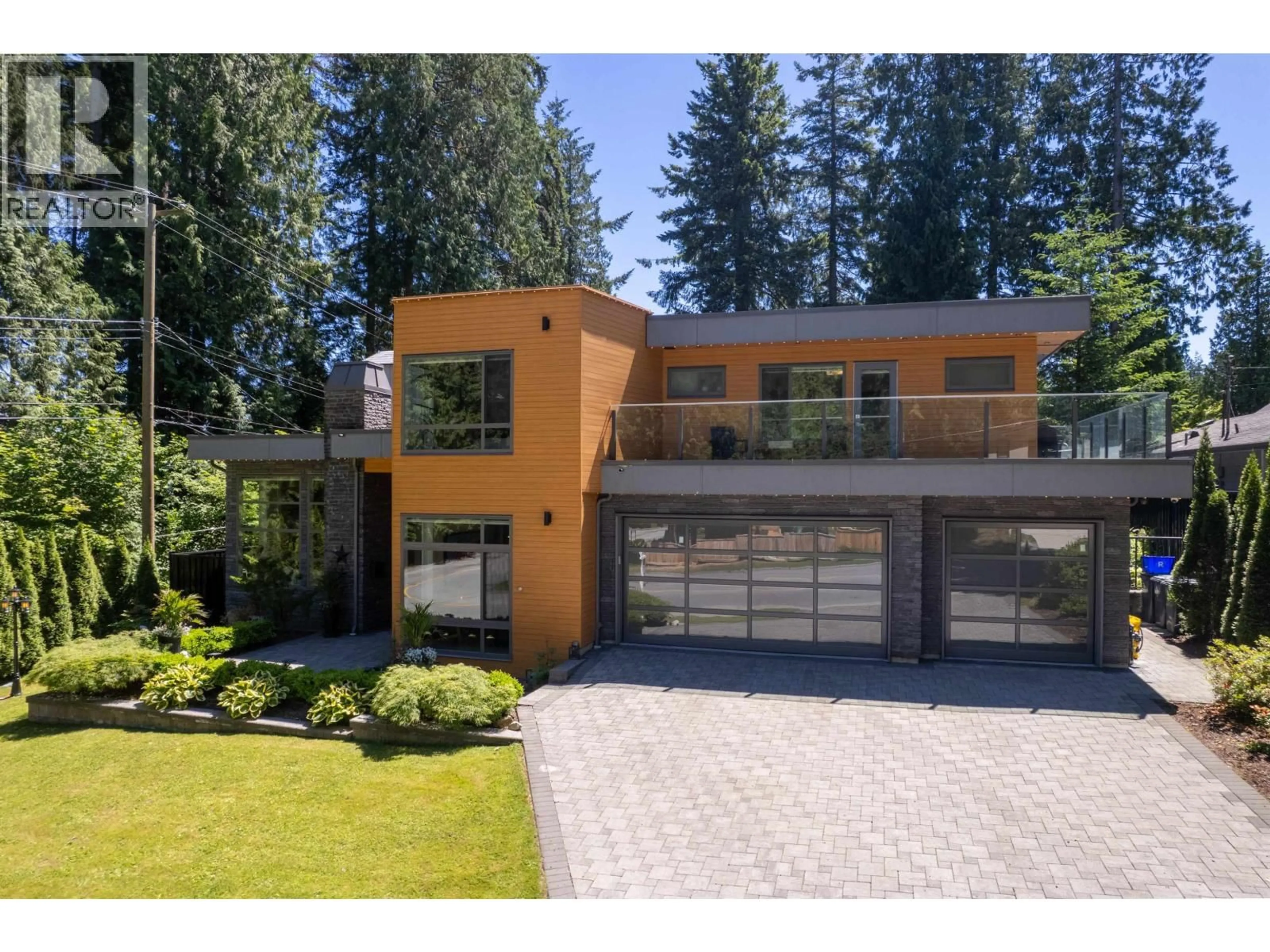 Home with brick exterior material, street for 693 OSBORNE ROAD, North Vancouver British Columbia V7N1M8
