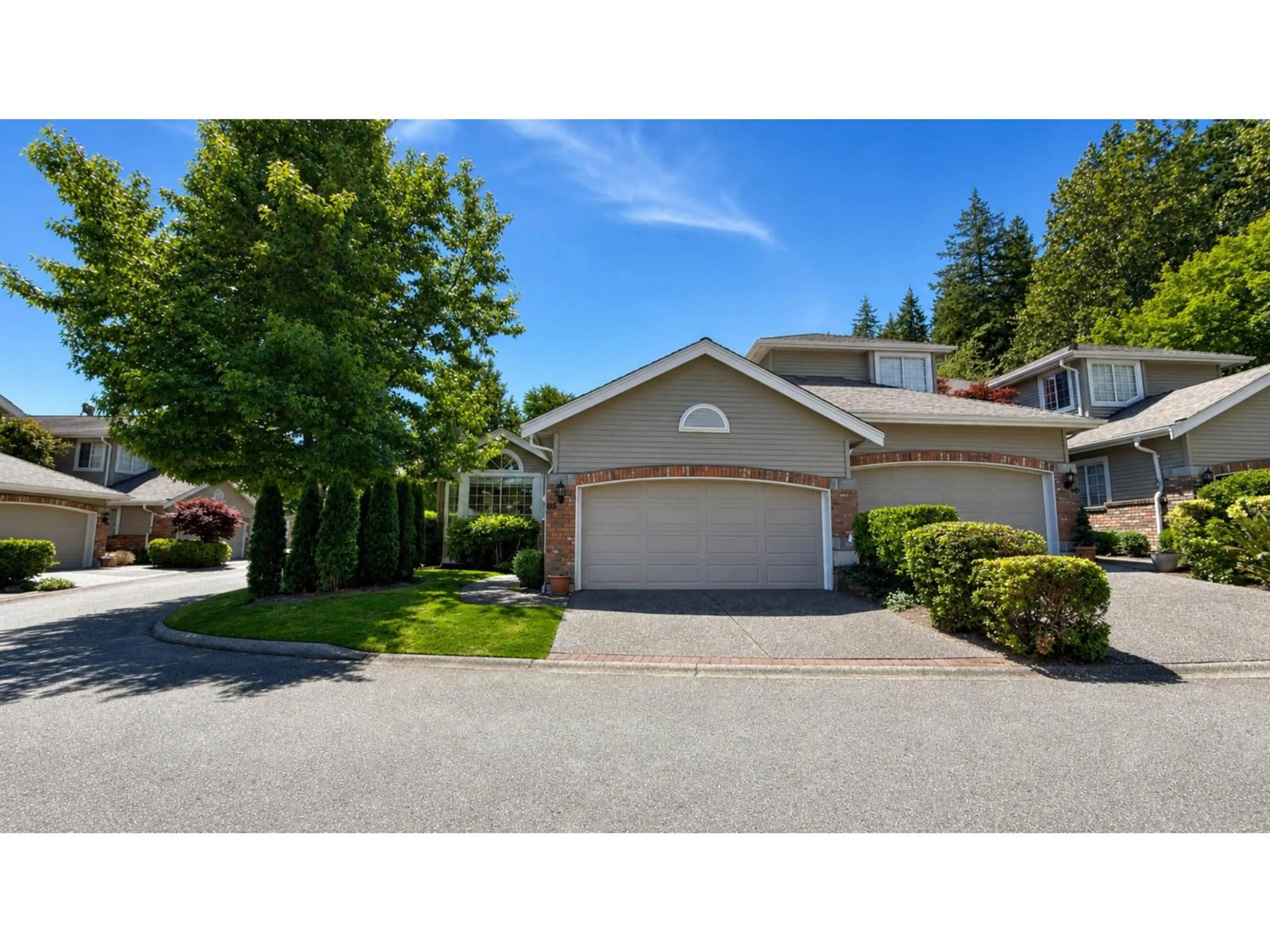 Unknown for 15 - 2688 150 STREET, Surrey British Columbia V4P1P1
