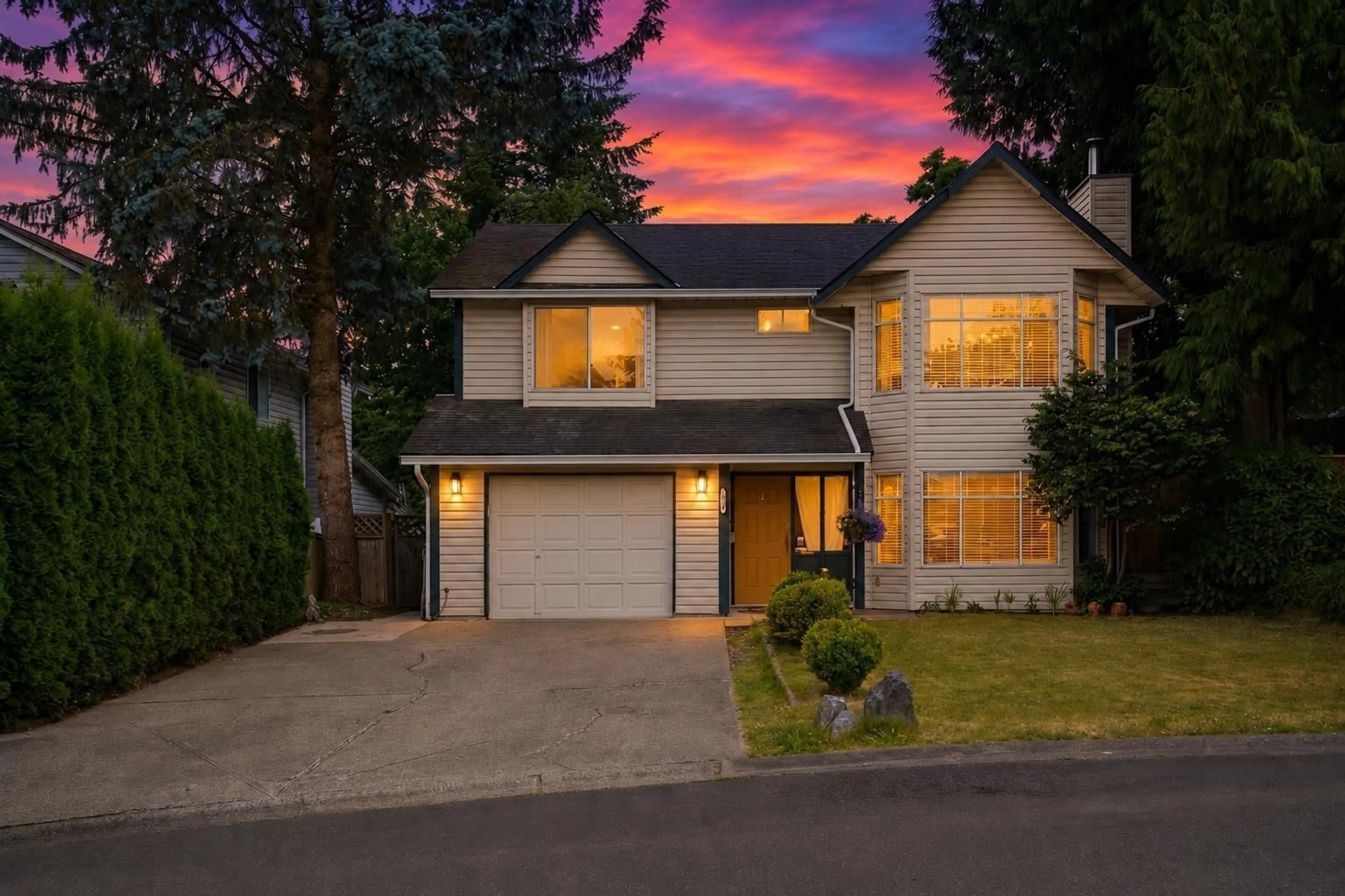 Home with vinyl exterior material, street for 6079 173A STREET, Surrey British Columbia V3S6Y3