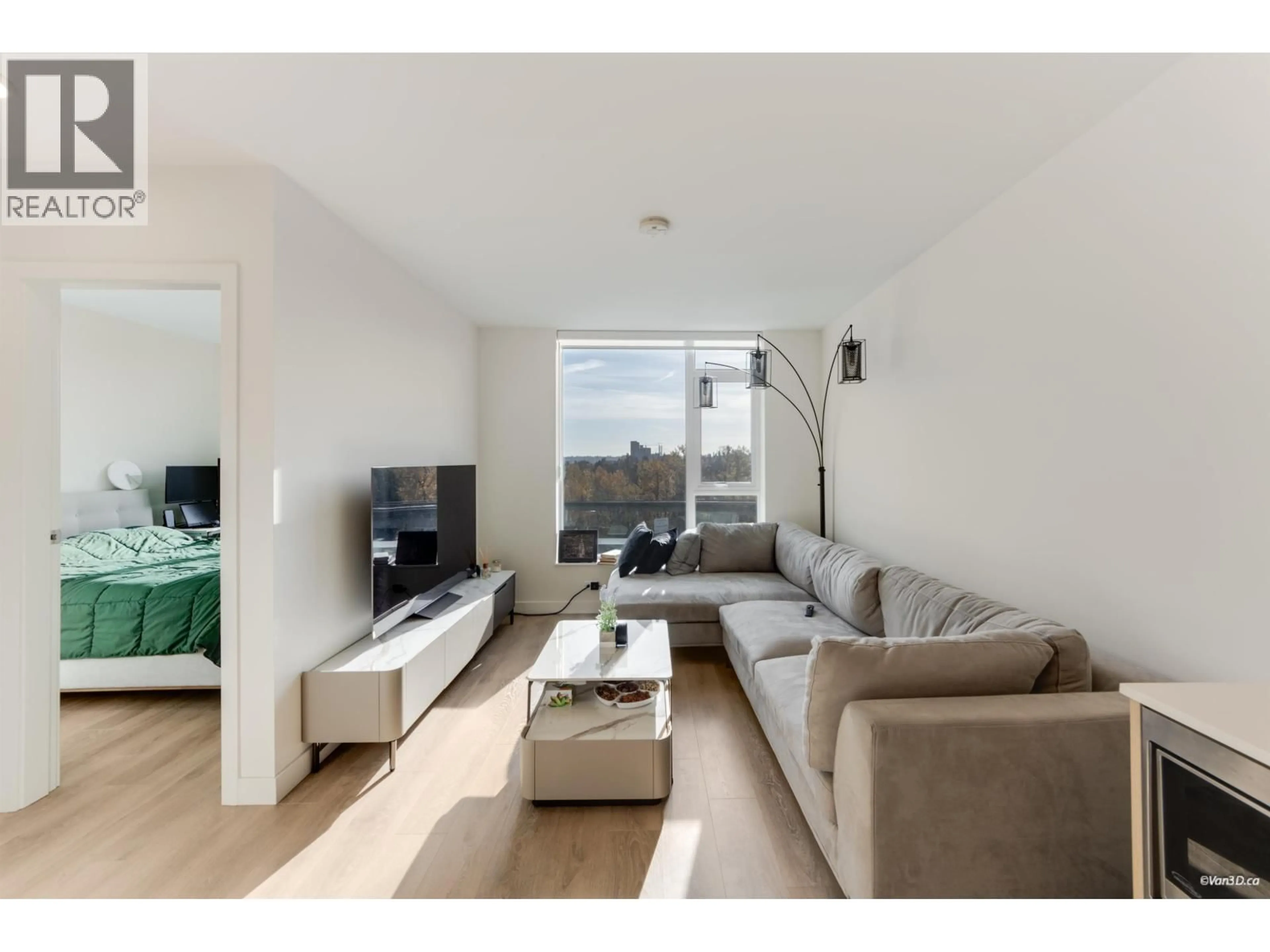 Living room with furniture, wood/laminate floor for 610 - 308 ALDERSON AVENUE, Coquitlam British Columbia V3K0J2
