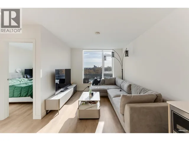 610 - 308 ALDERSON AVENUE, Coquitlam 5