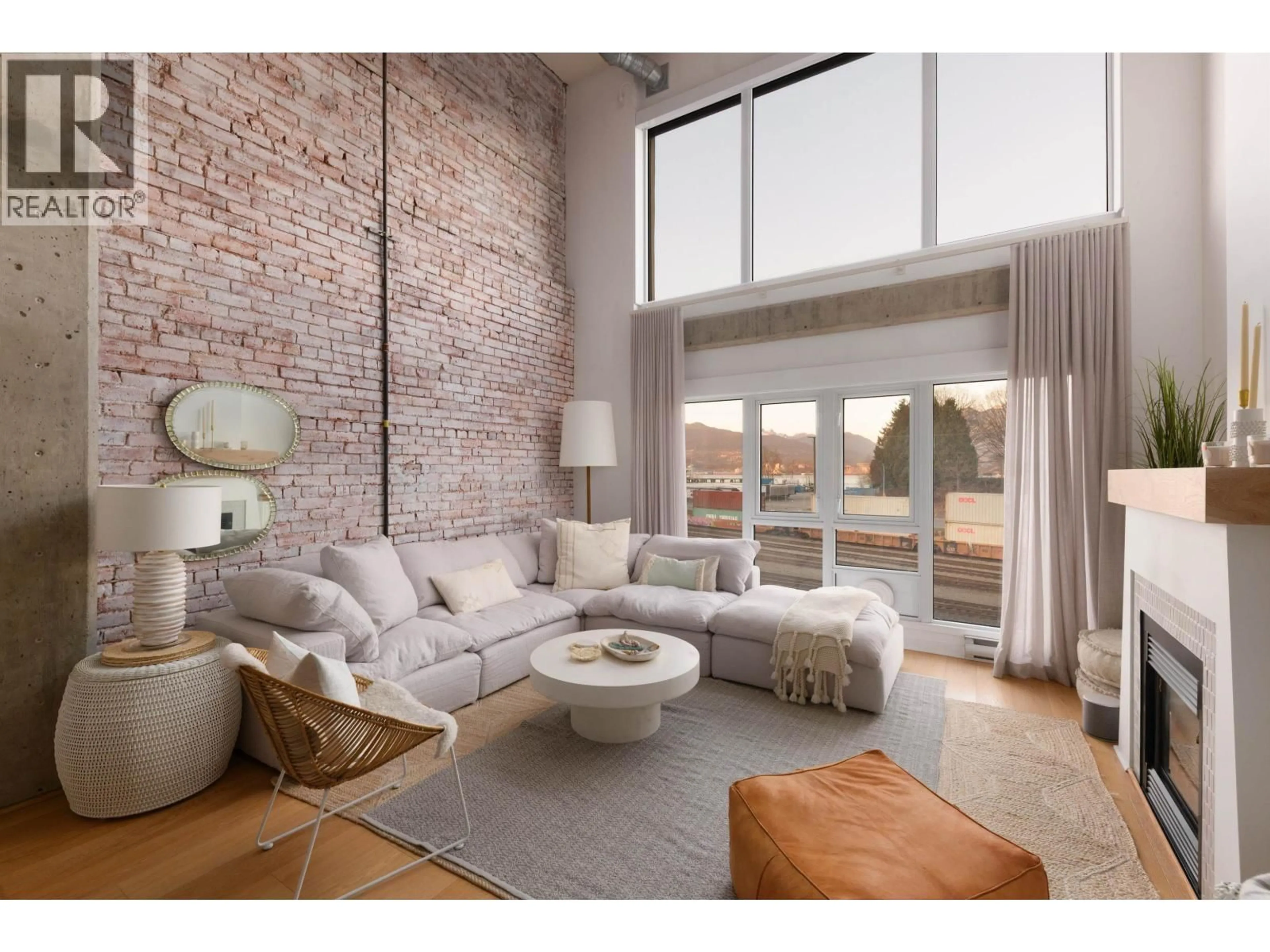Unknown for 308 - 27 ALEXANDER STREET, Vancouver British Columbia V6A1B2