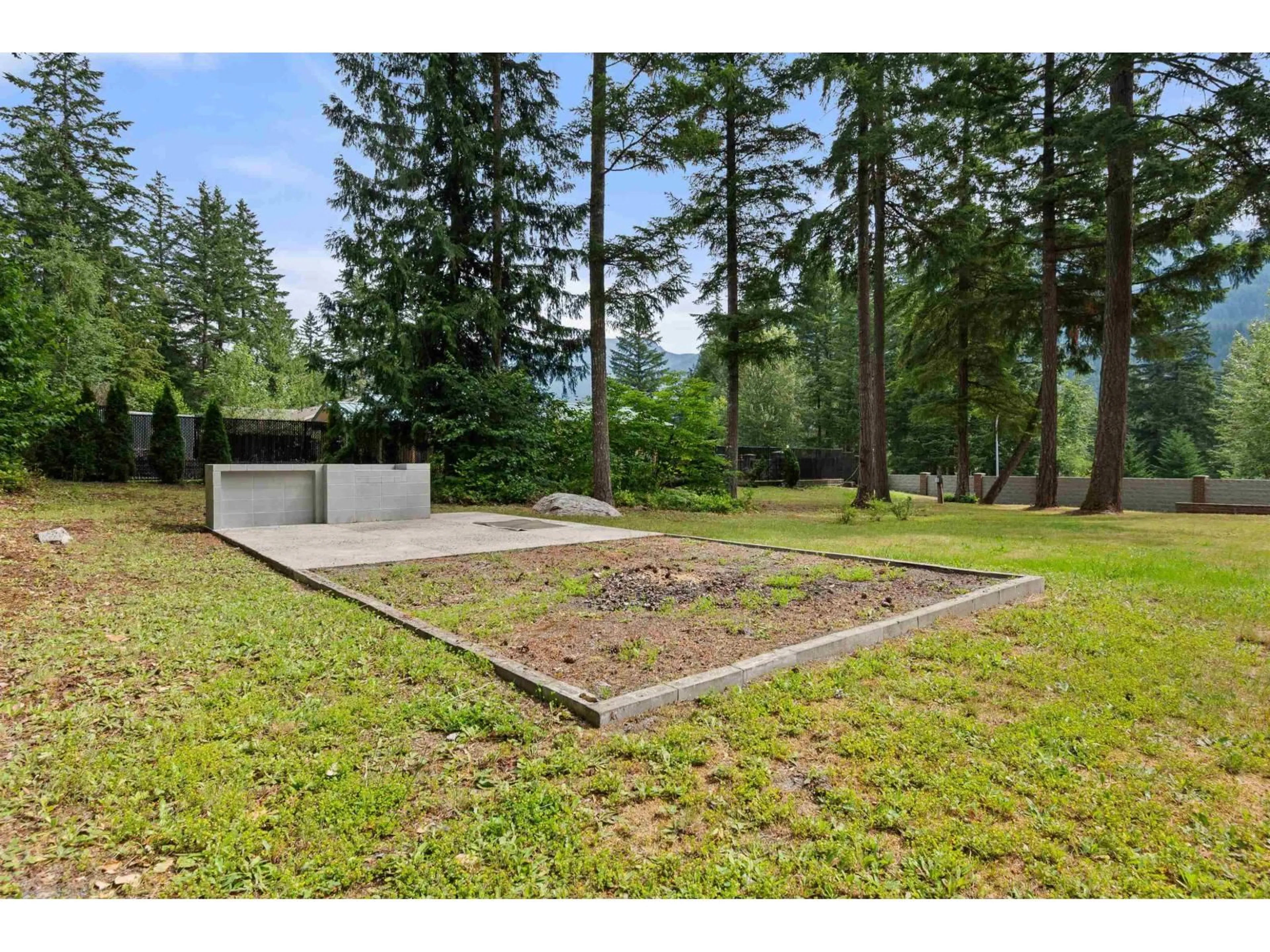 Unknown for 26441 REYNOLDS ROAD, Hope British Columbia V0X1L3