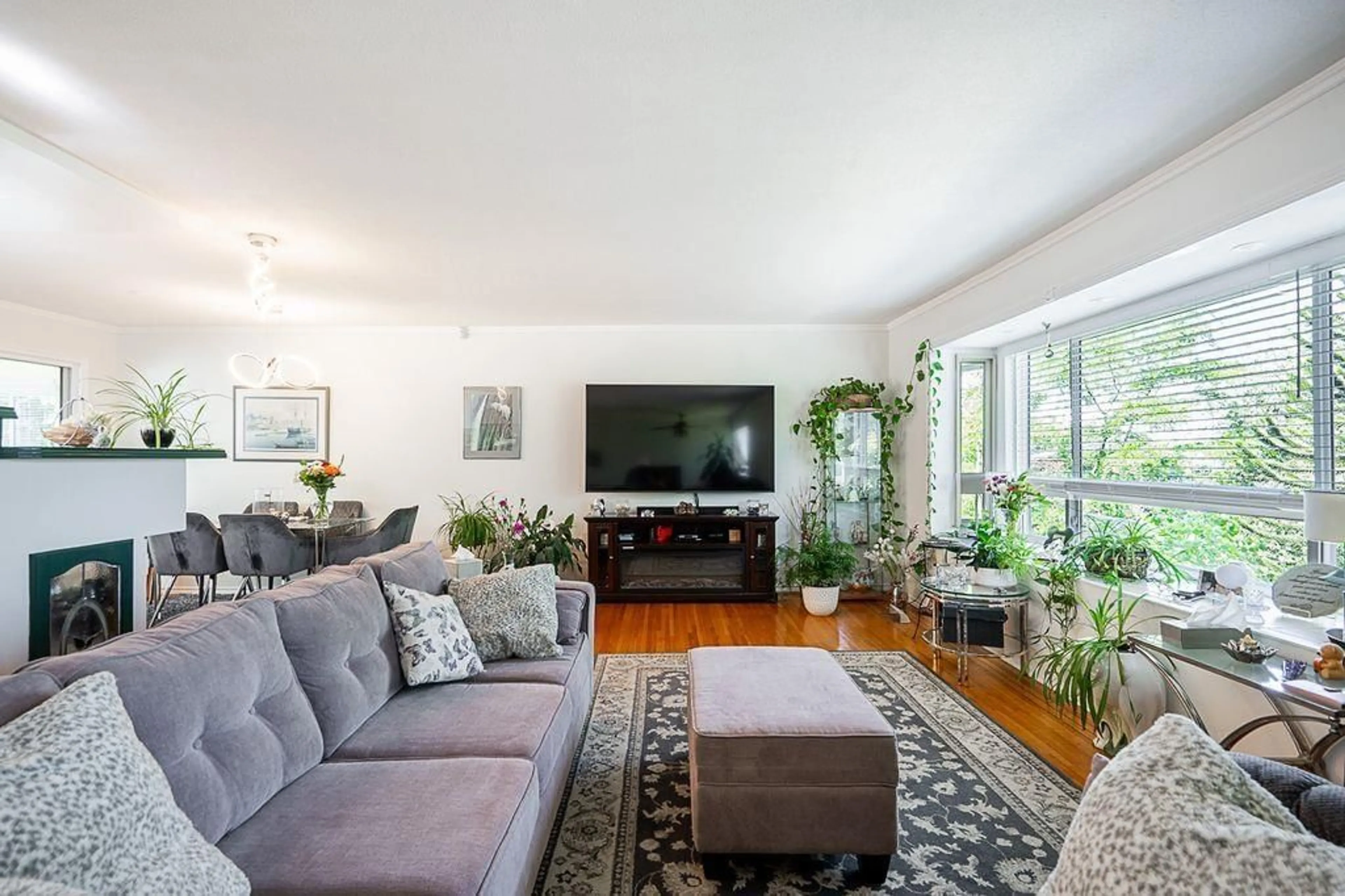 Unknown for 13938 115 AVENUE, Surrey British Columbia V3R2P4