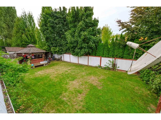9253 137A STREET, Surrey 5