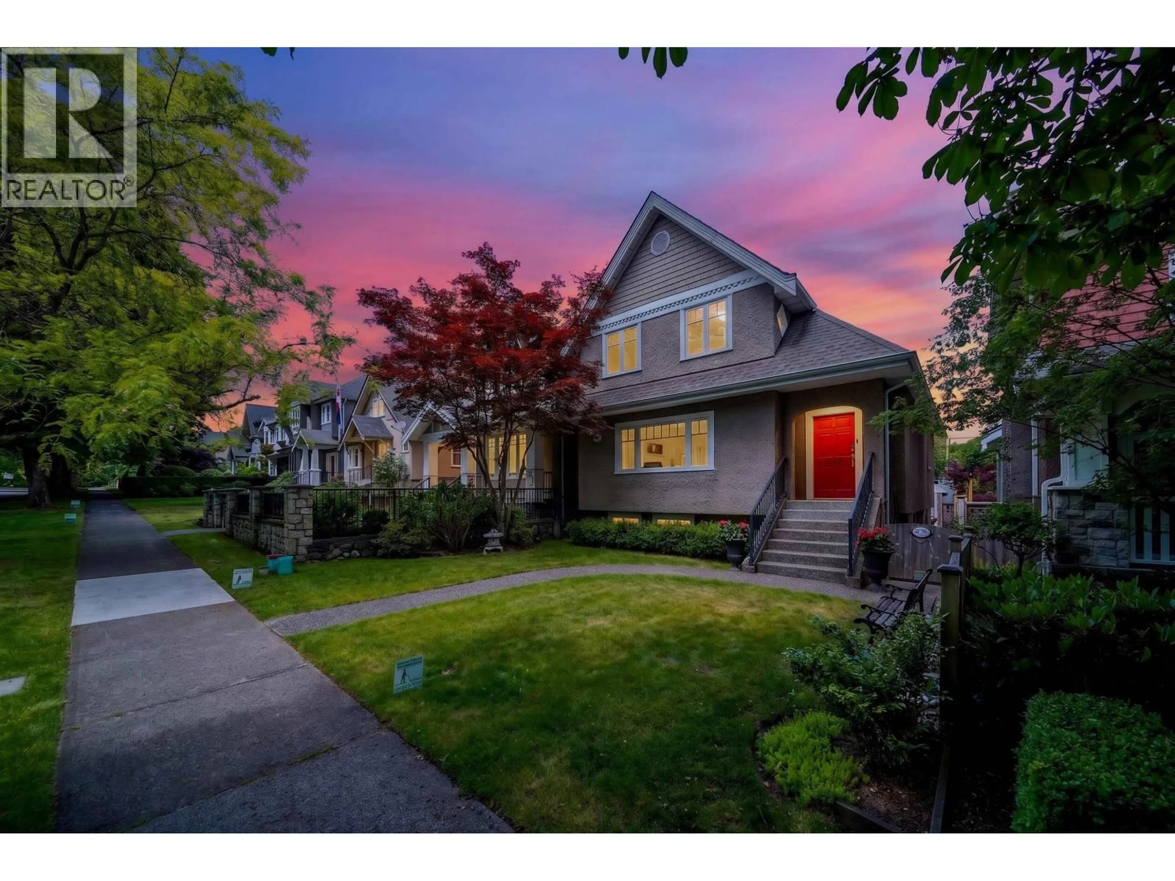 Unknown for 2953 35TH AVENUE, Vancouver British Columbia V6N2M5