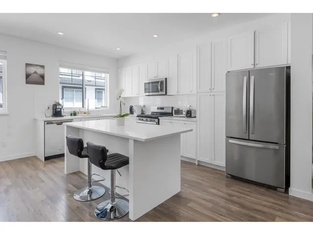 26 - 16337 15 AVENUE, Surrey 3