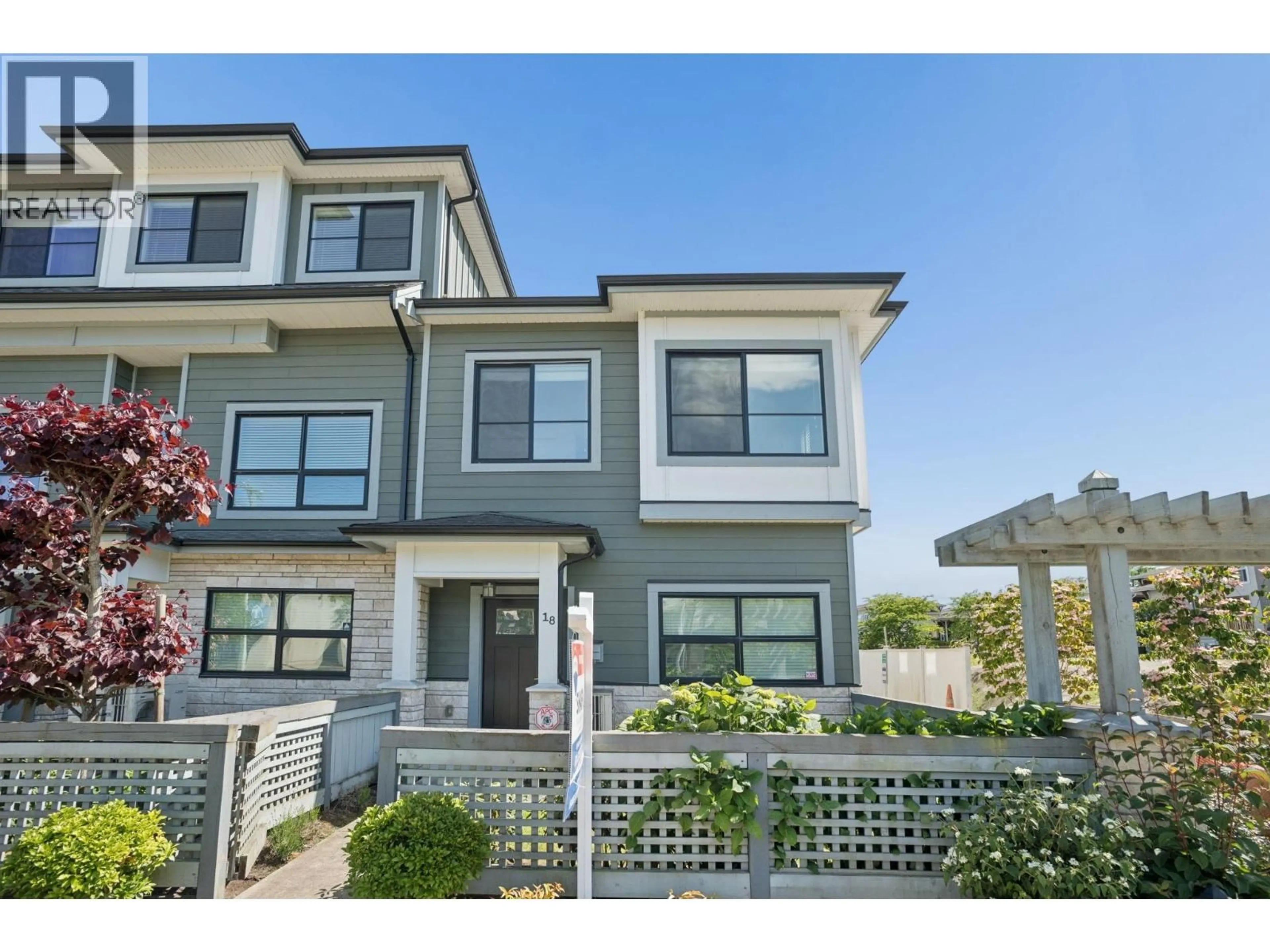 Home with vinyl exterior material, mountain view for 18 - 7168 LYNNWOOD DRIVE, Richmond British Columbia V7C0E3