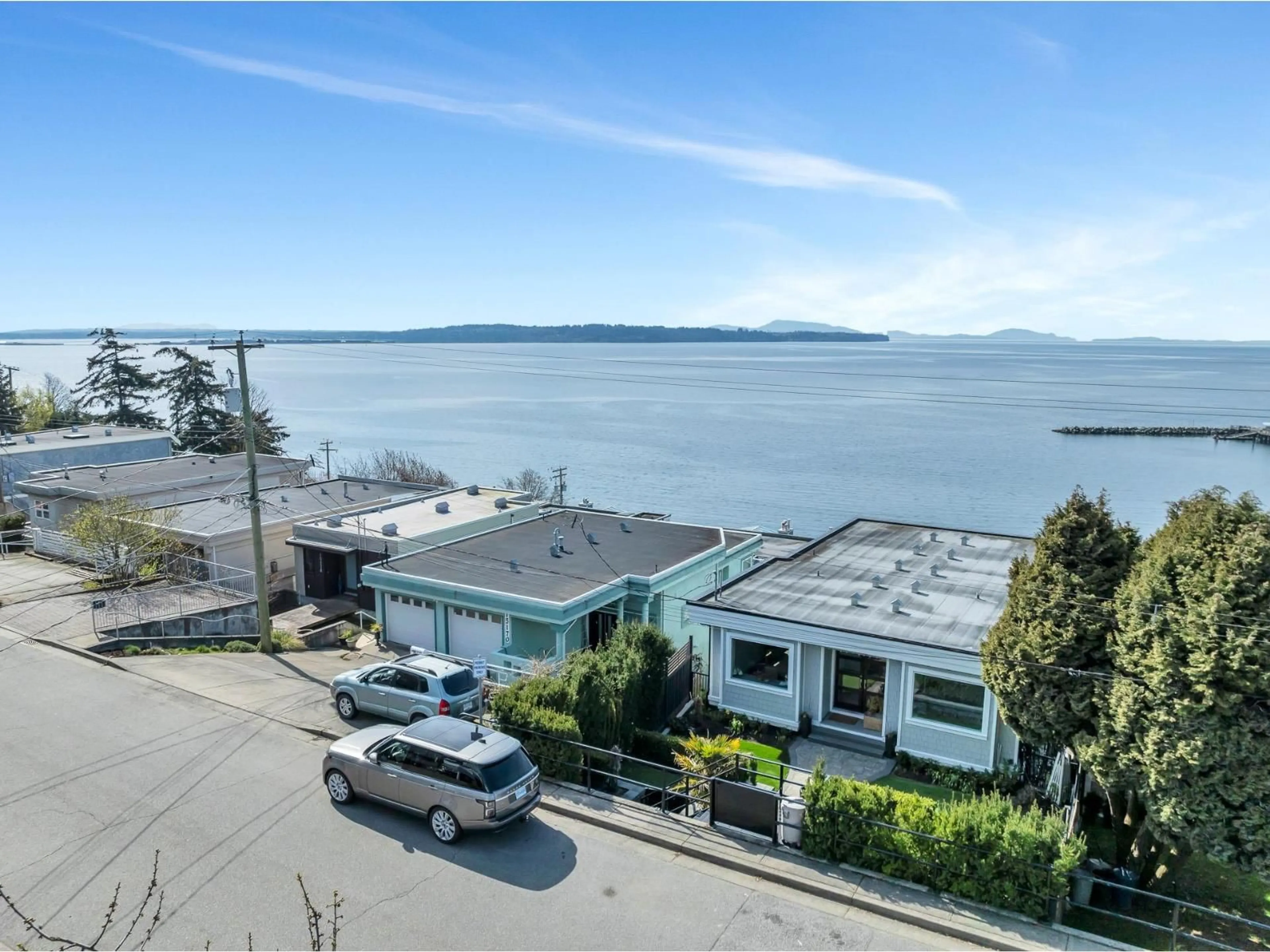 A pic from outside/outdoor area/front of a property/back of a property/a pic from drone, water/lake/river/ocean view for 15161 VICTORIA AVENUE, White Rock British Columbia V4B1G5