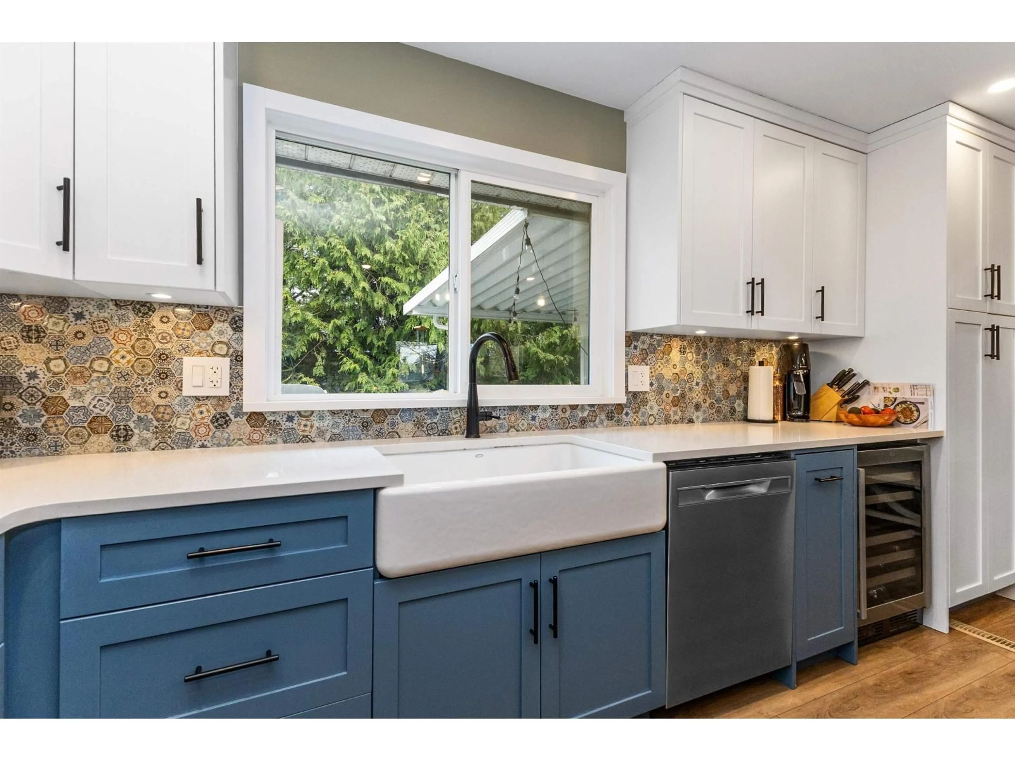 Contemporary kitchen, ceramic/tile floor for 26824 ALDER DRIVE, Langley British Columbia V4W3G9