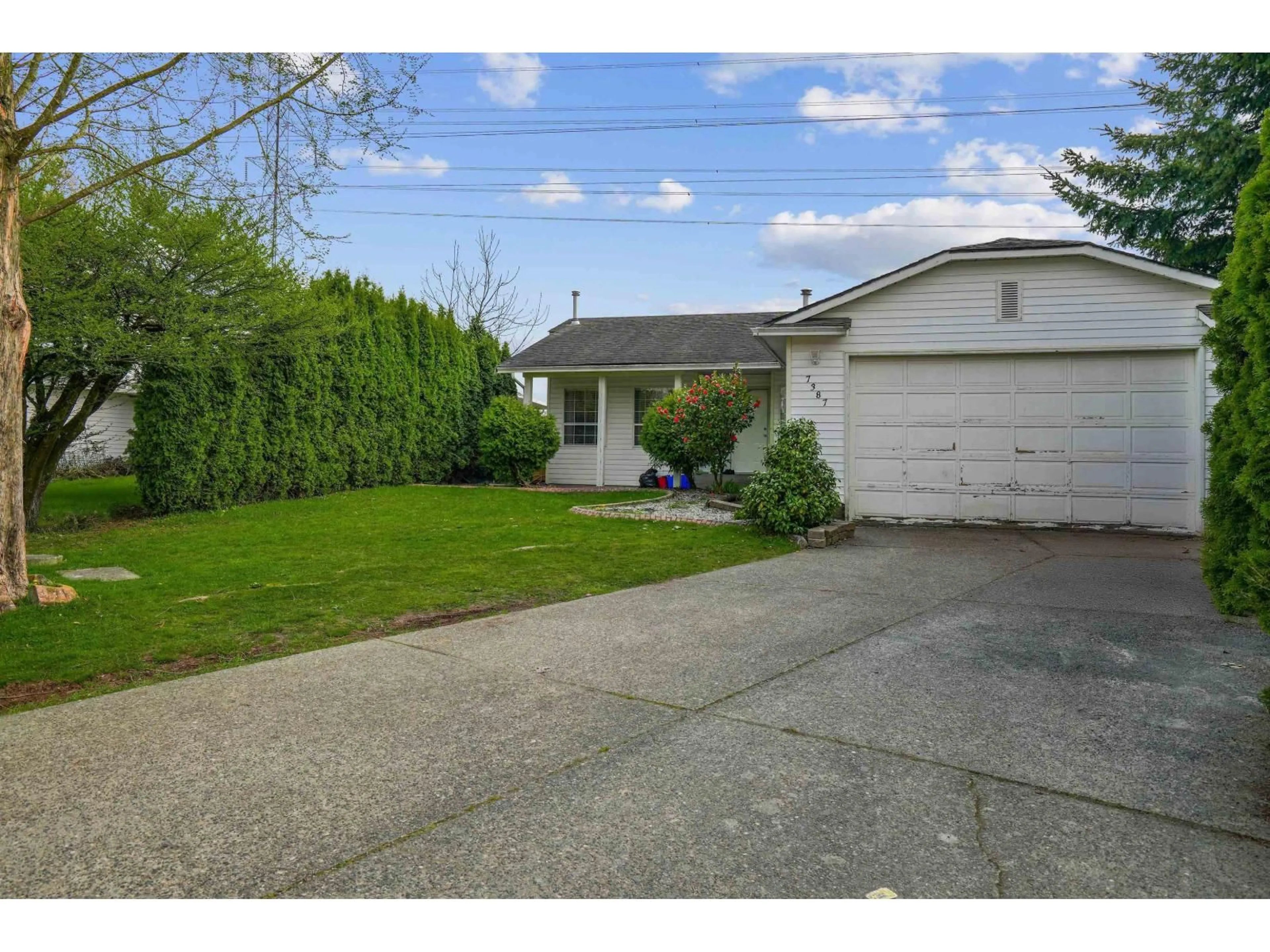 Unknown for 7387 123 STREET, Surrey British Columbia V3W5S3