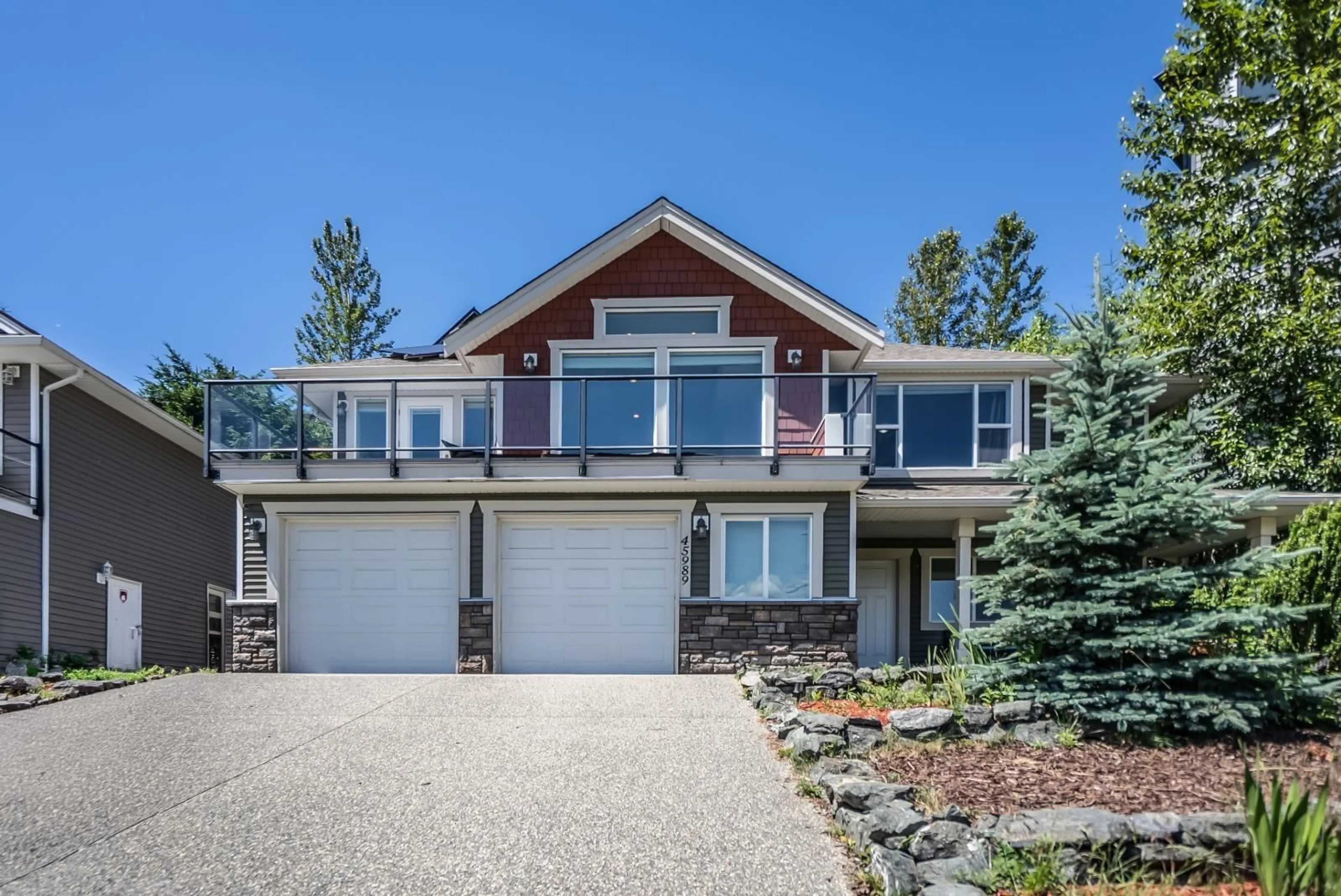 Home with vinyl exterior material, mountain view for 45989 WEEDEN DRIVE, Chilliwack British Columbia V2R5X2