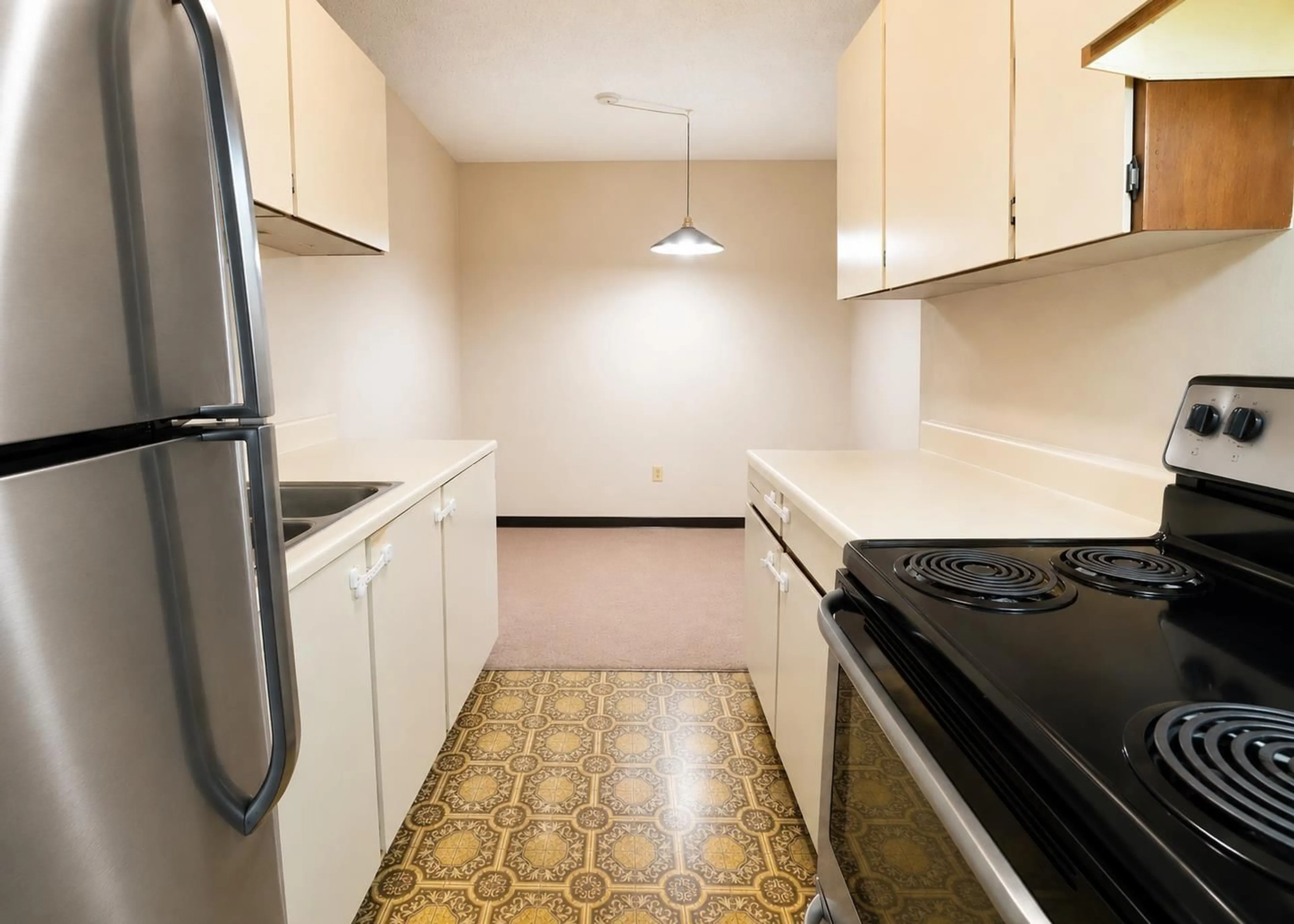 Standard kitchen, unknown for 312 - 14945 100 AVENUE, Surrey British Columbia V3R1J6