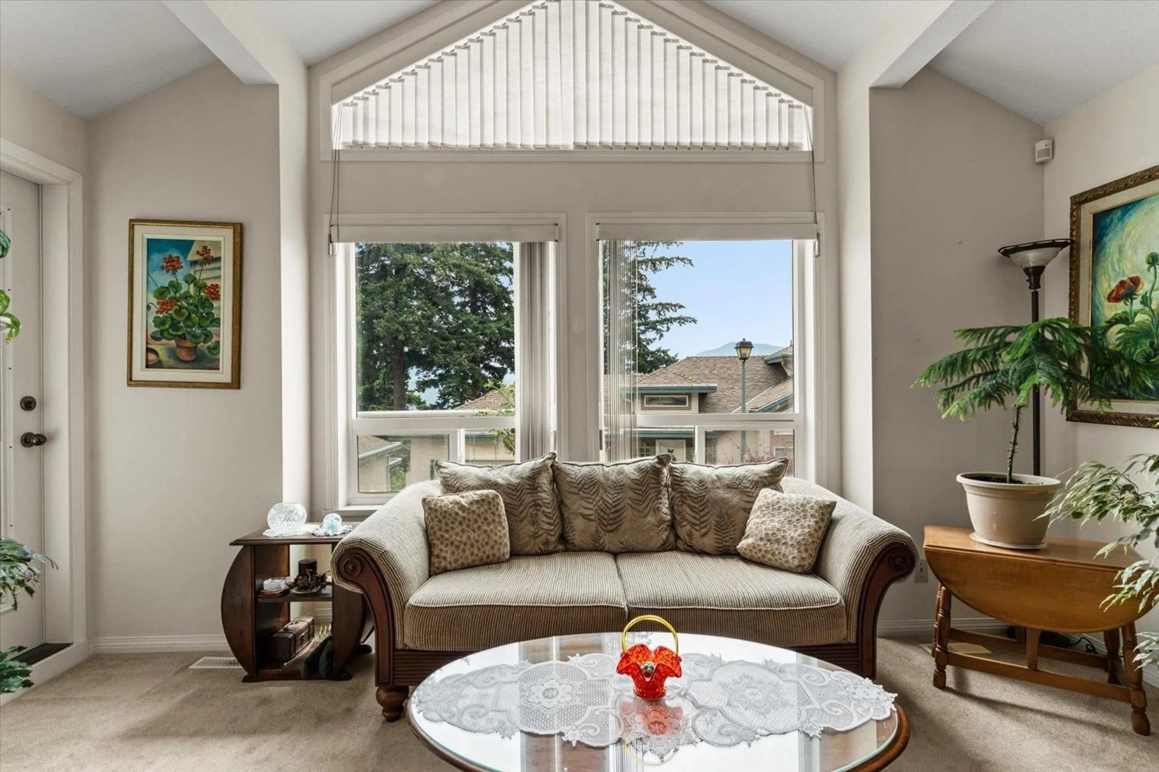 Living room with furniture, unknown for 15 - 8590 SUNRISE DRIVE, Chilliwack British Columbia V2R3Z4