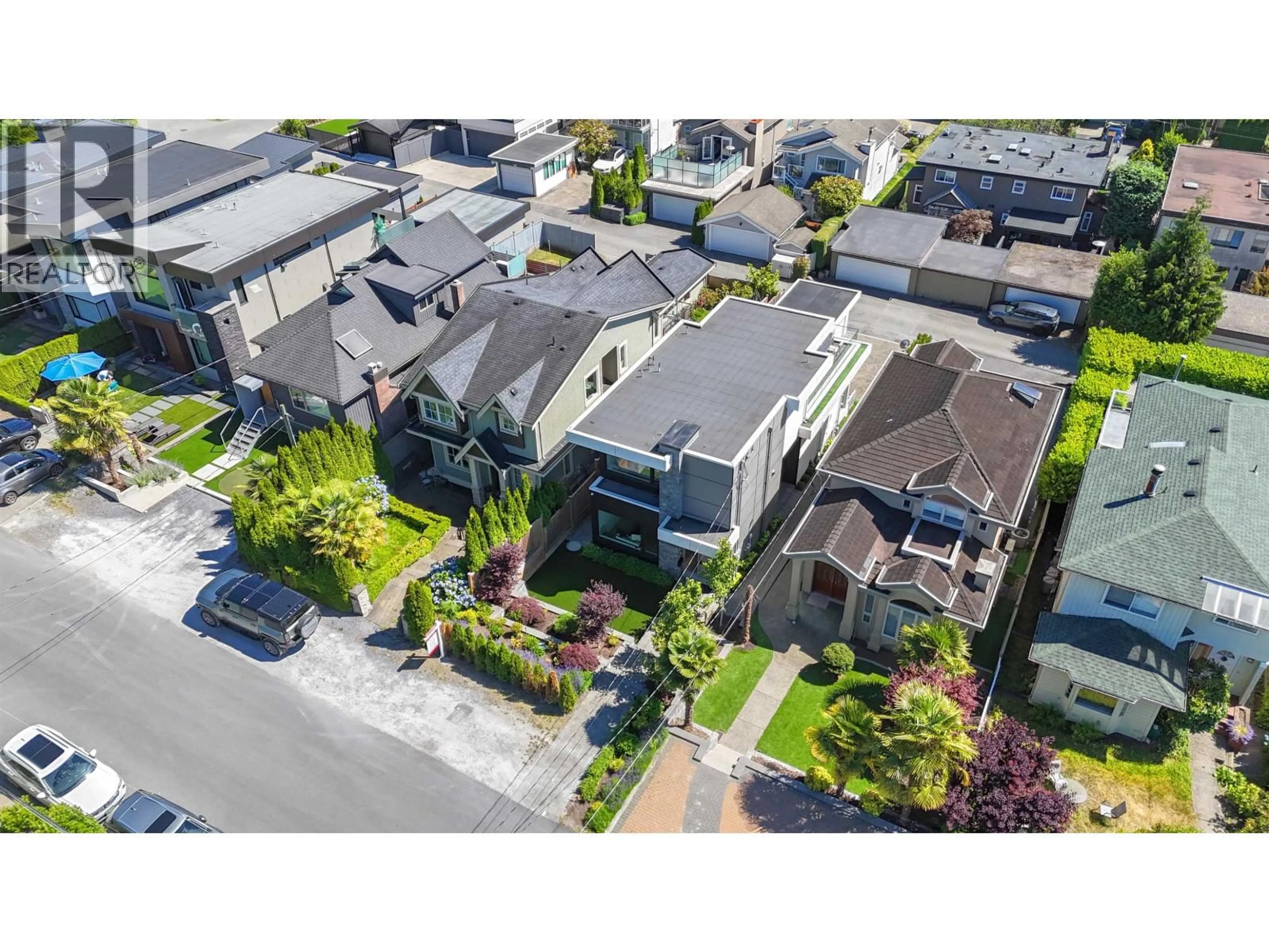 A pic from outside/outdoor area/front of a property/back of a property/a pic from drone, street for 8160 ALPINE WAY, Whistler British Columbia V8E0G2