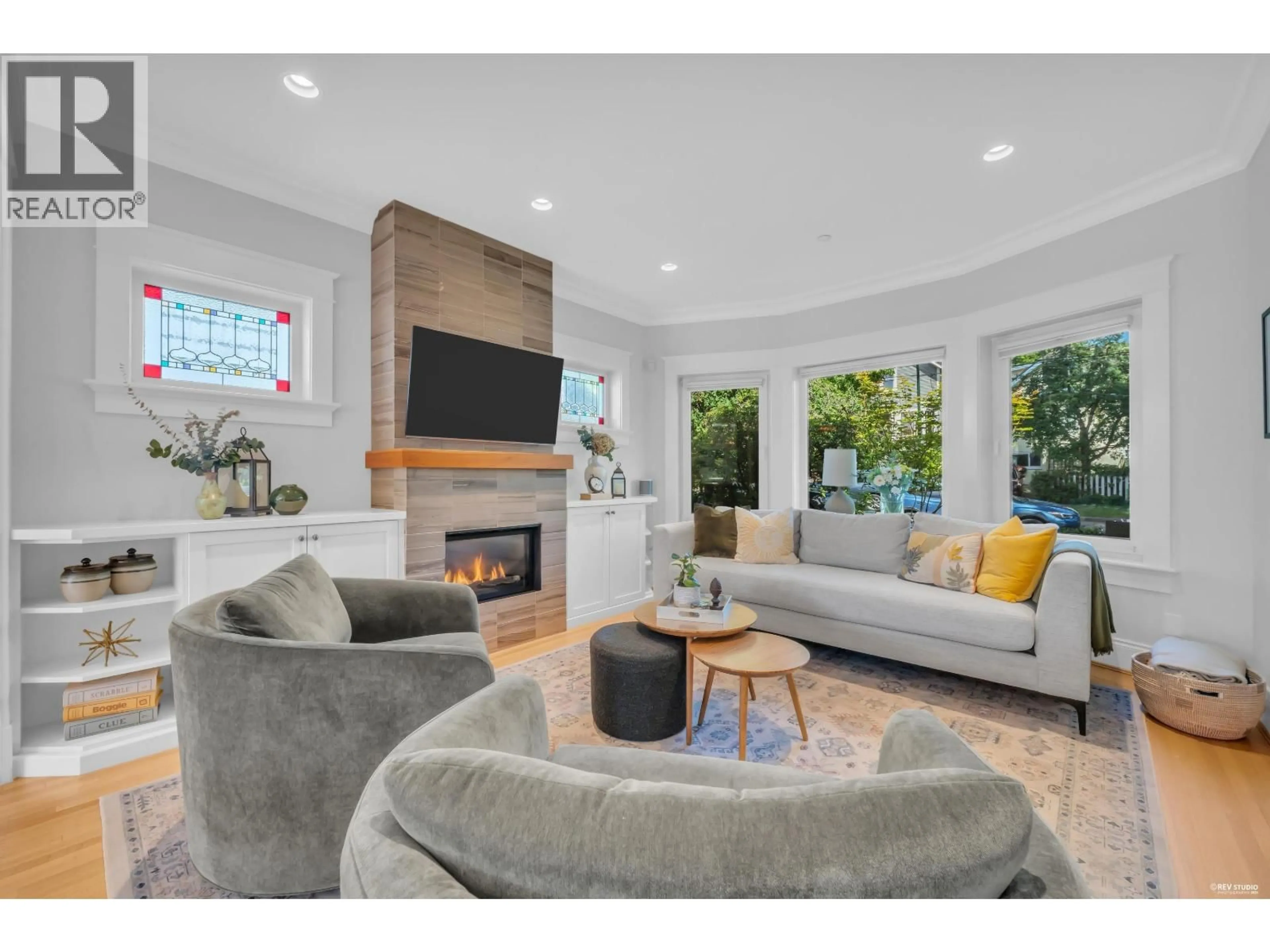 Living room with furniture, unknown for 4581 JAMES STREET, Vancouver British Columbia V5V3J2