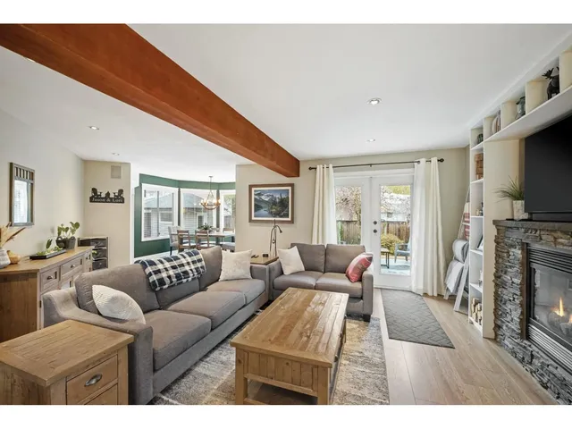 18897 62A AVENUE, Surrey 5